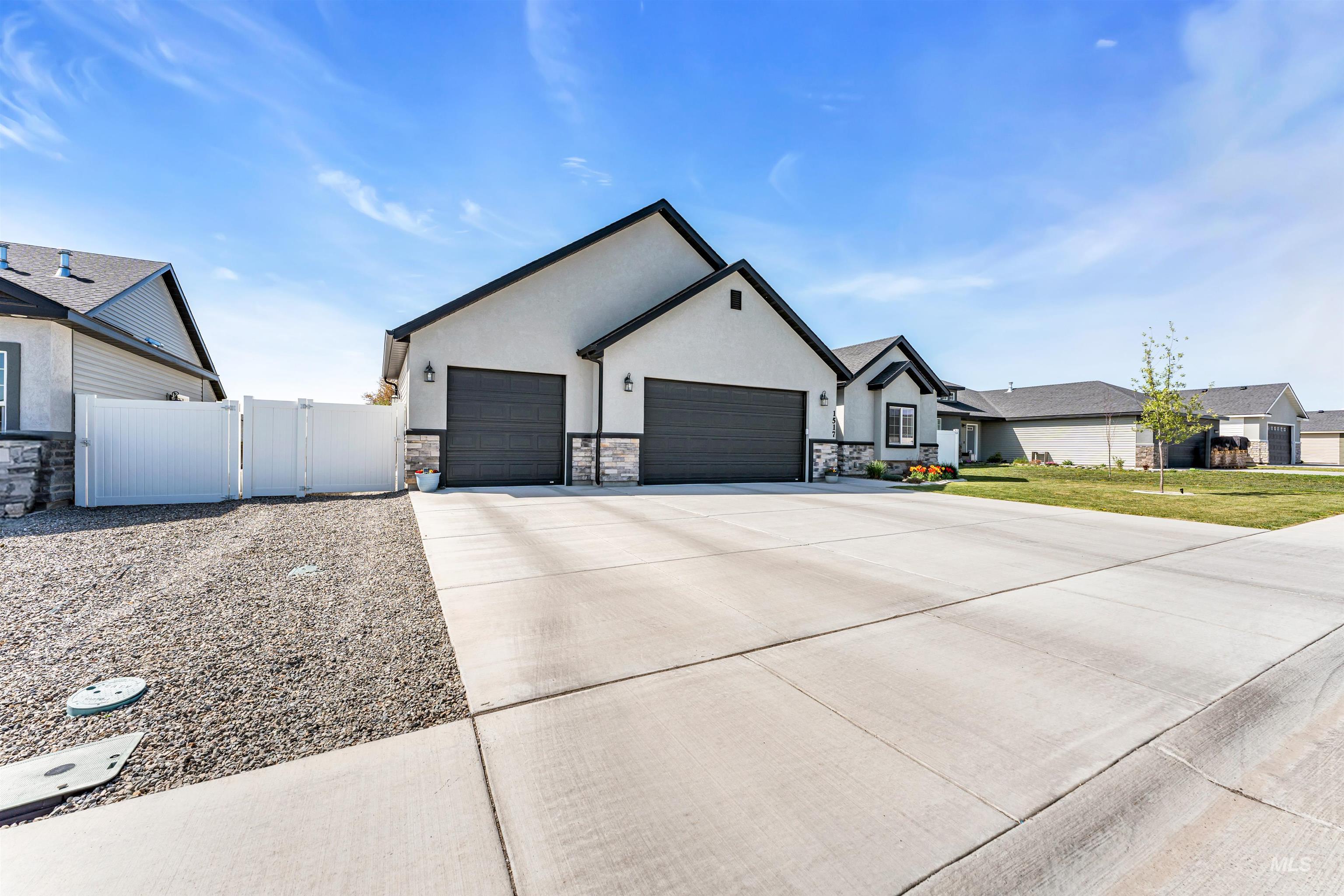 1517 N Birch St, Jerome, Idaho 83338, 3 Bedrooms, 2 Bathrooms, Residential For Sale, Price $474,900, 98984558