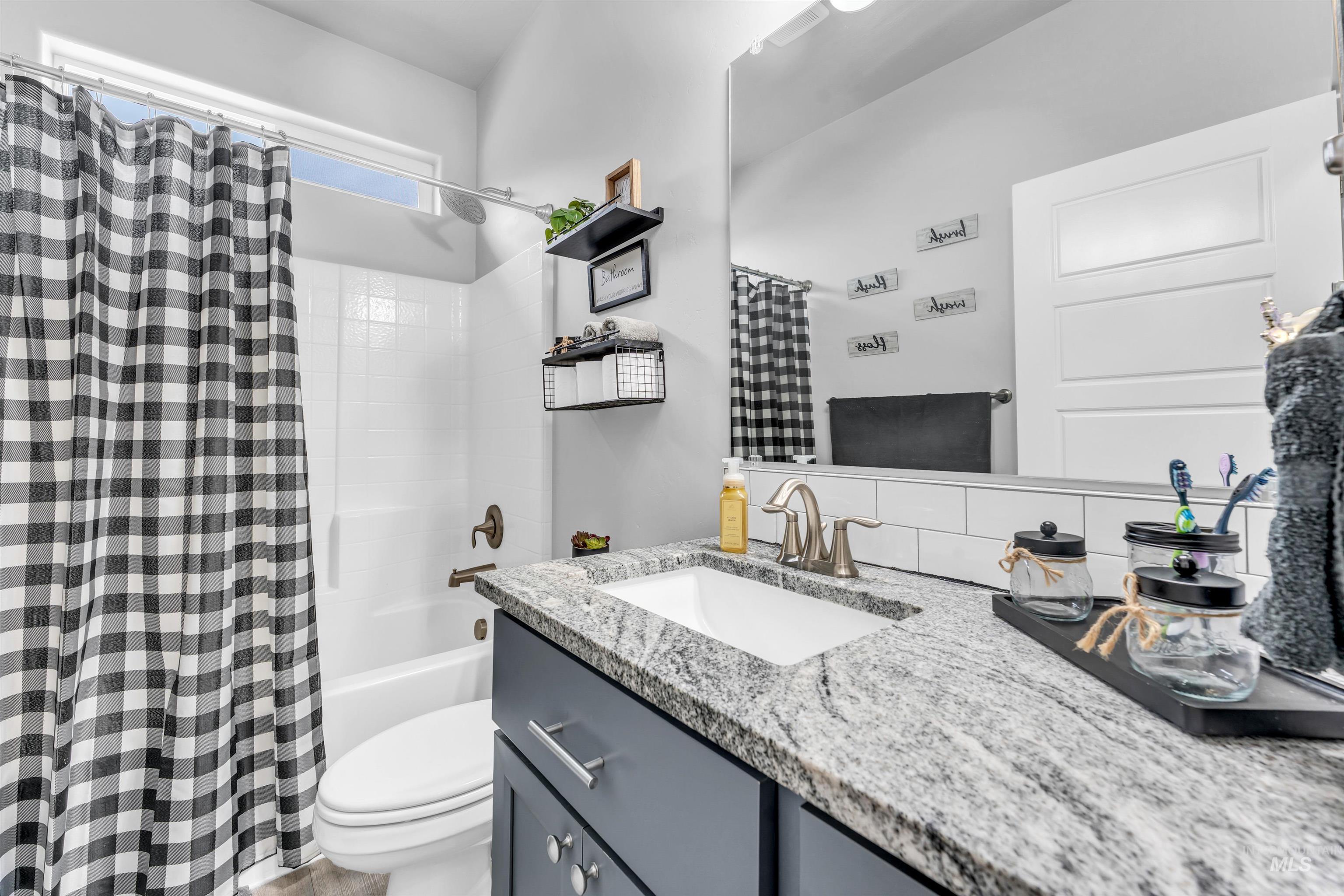 1517 N Birch St, Jerome, Idaho 83338, 3 Bedrooms, 2 Bathrooms, Residential For Sale, Price $474,900, 98984558