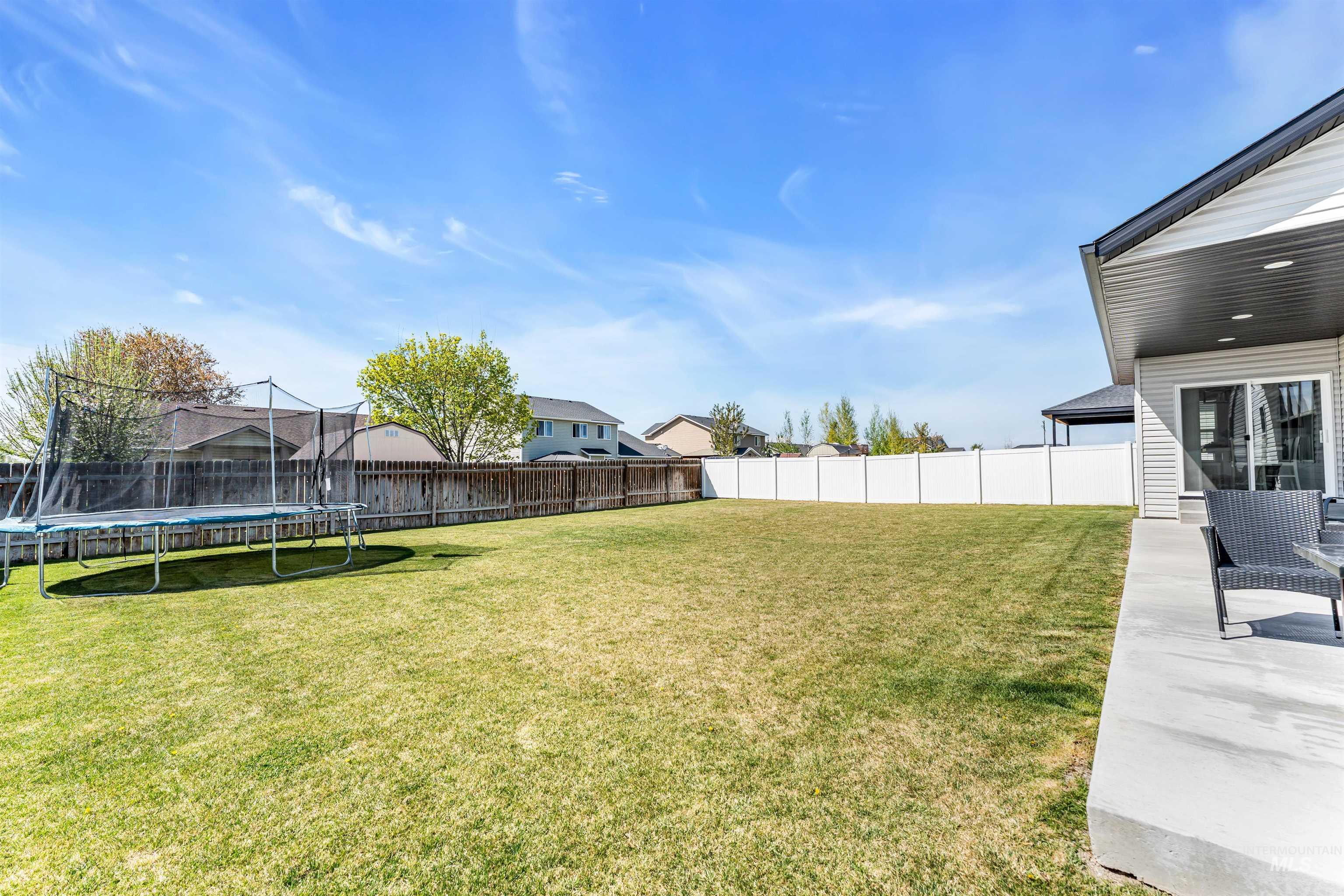 1517 N Birch St, Jerome, Idaho 83338, 3 Bedrooms, 2 Bathrooms, Residential For Sale, Price $474,900, 98984558