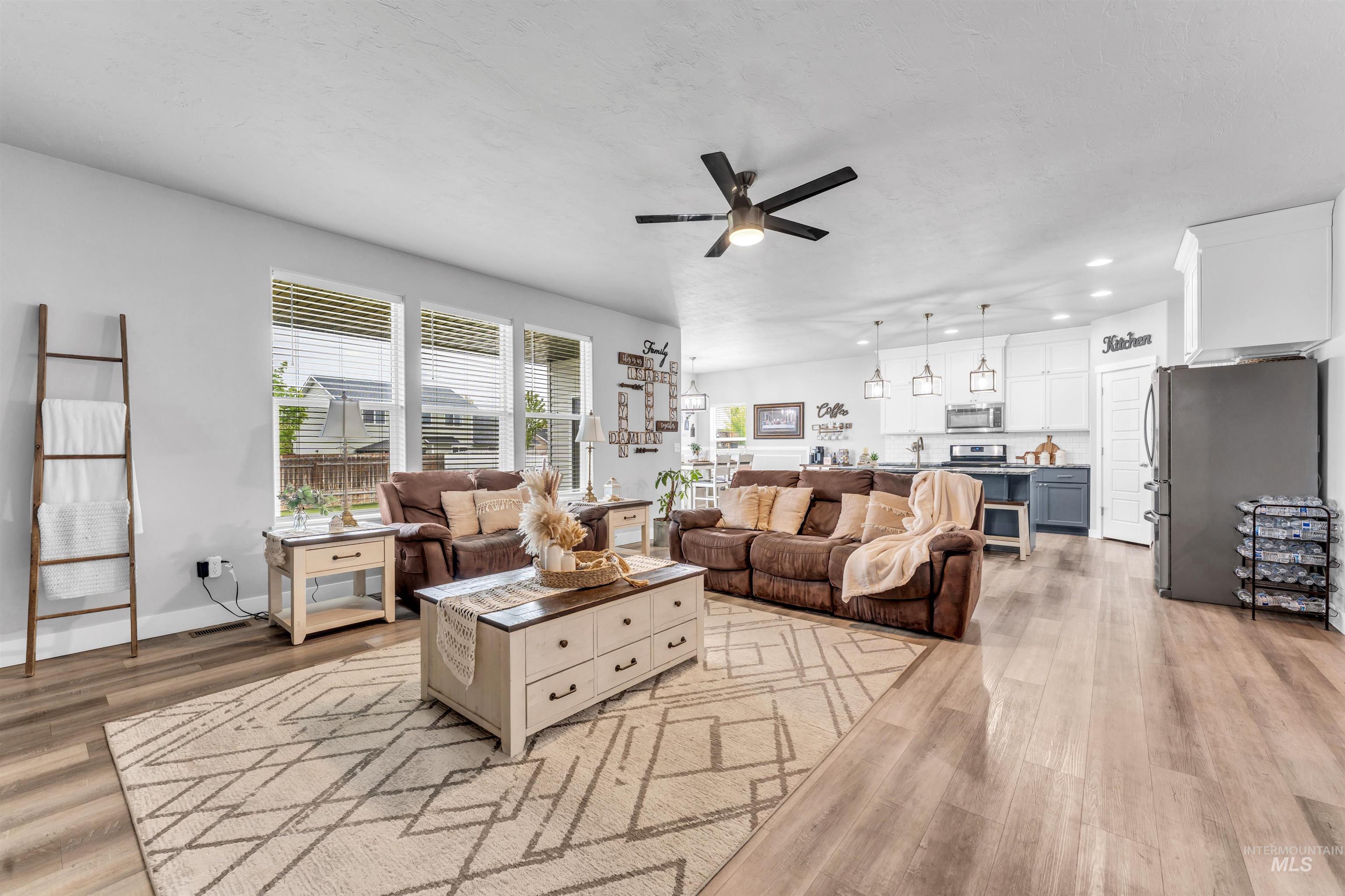 1517 N Birch St, Jerome, Idaho 83338, 3 Bedrooms, 2 Bathrooms, Residential For Sale, Price $474,900, 98984558