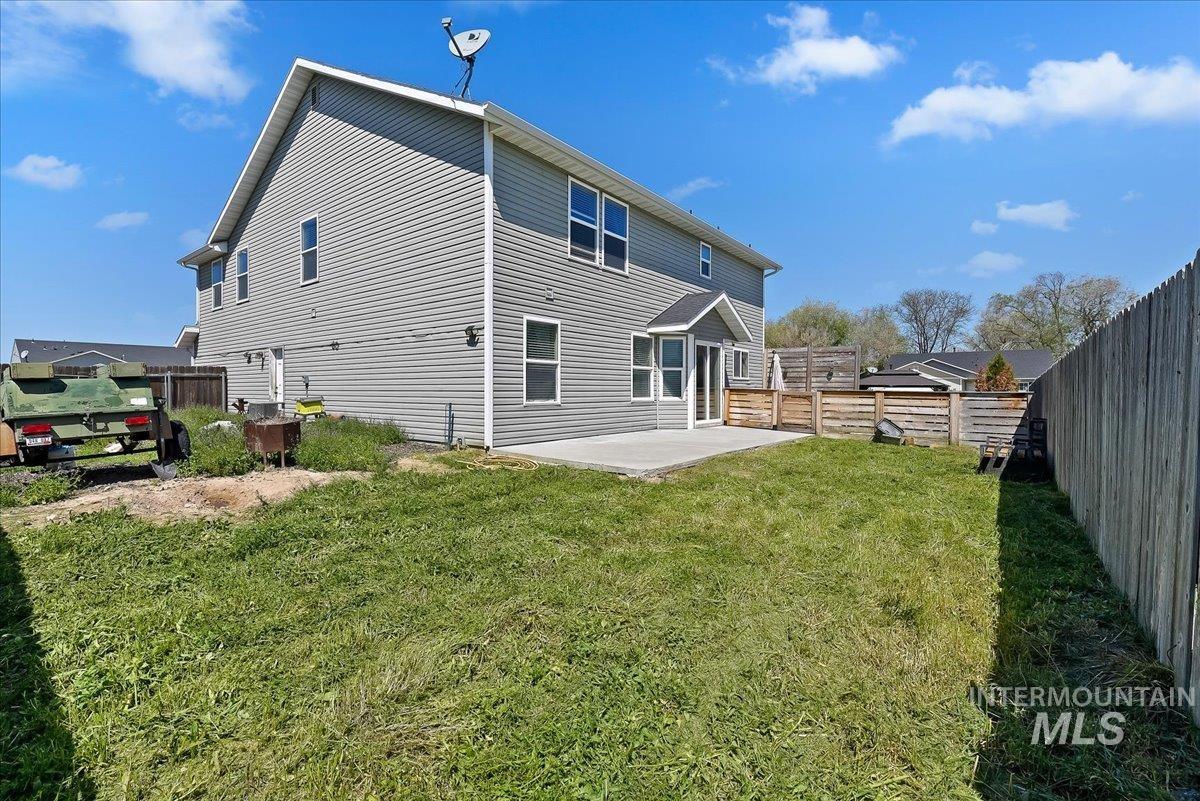 996 S Bobby, Kuna, Idaho 83634, 4 Bedrooms, 2.5 Bathrooms, Residential For Sale, Price $489,000, 98984561