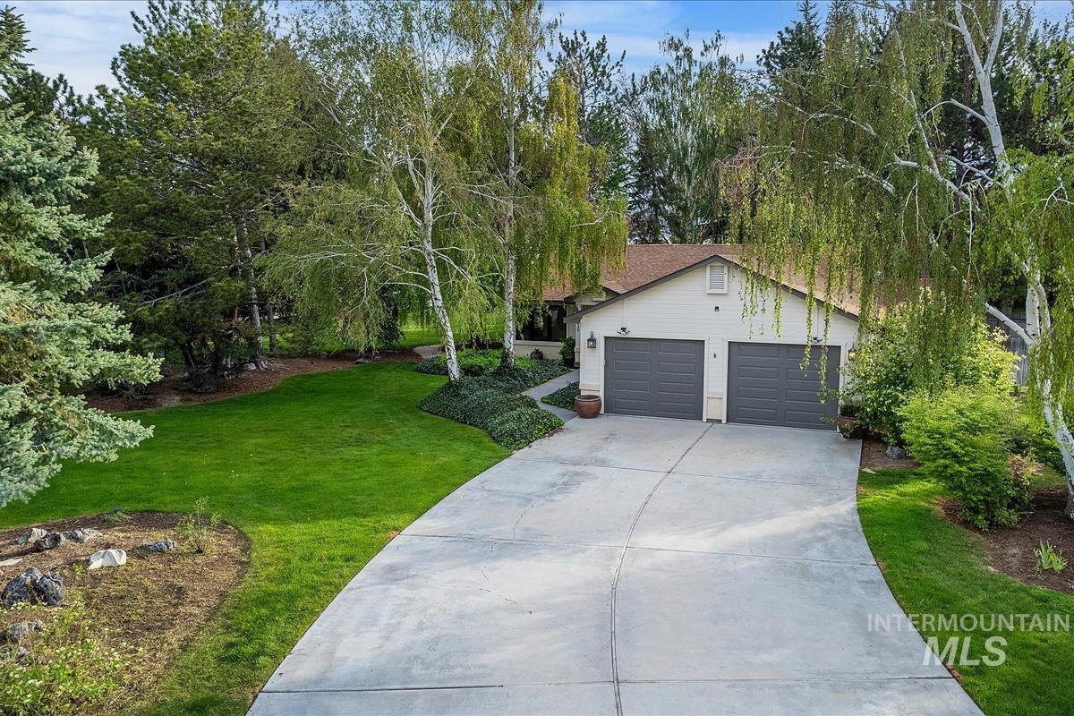 3430 Vista Dr, Nampa, Idaho 83686, 3 Bedrooms, 2 Bathrooms, Residential For Sale, Price $520,000,MLS 98984568