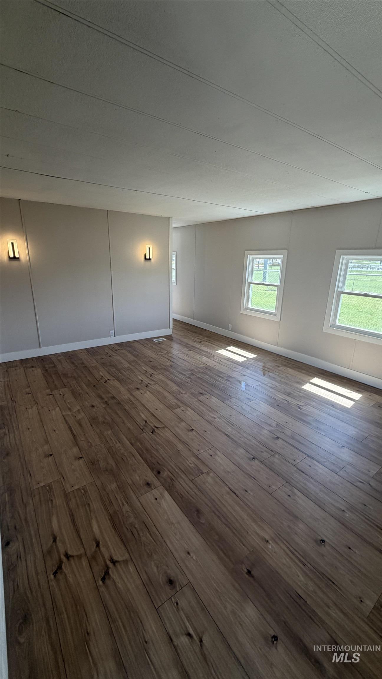 818 N Illinois Ave, Caldwell, Idaho 83605, 2 Bedrooms, 1 Bathroom, Residential For Sale, Price $54,900,MLS 98984571