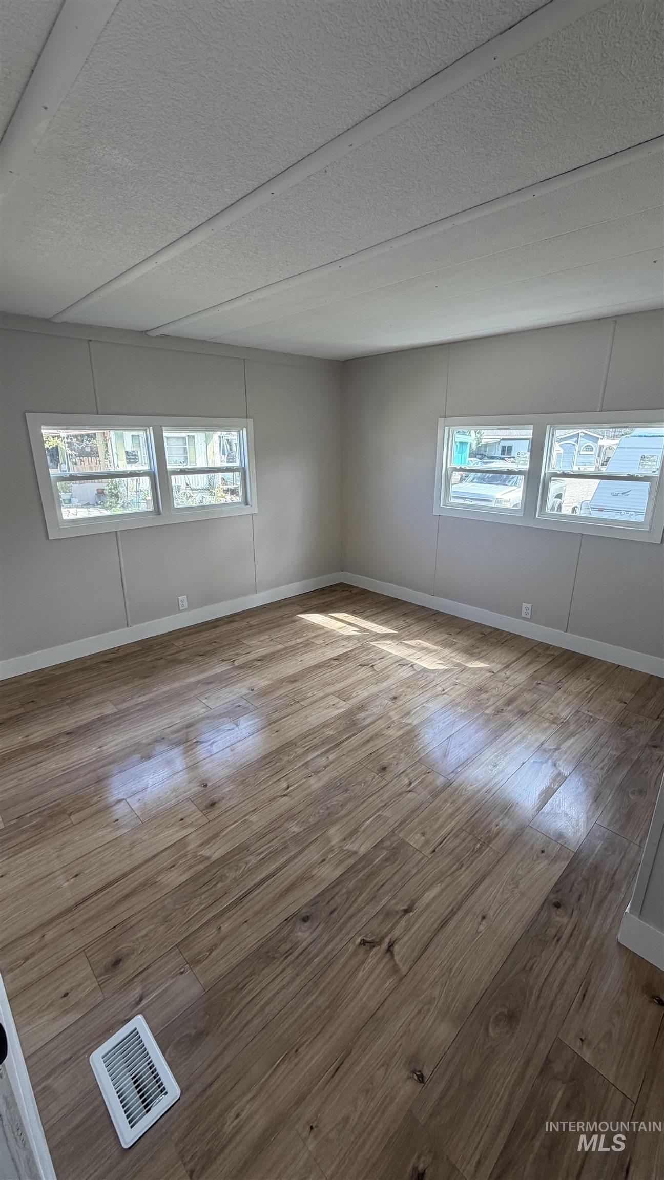 818 N Illinois Ave, Caldwell, Idaho 83605, 2 Bedrooms, 1 Bathroom, Residential For Sale, Price $54,900,MLS 98984571