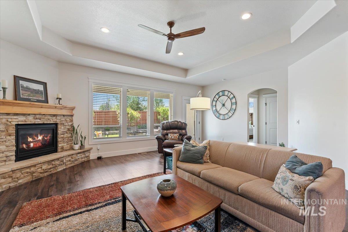 10767 W. Leilani Drive, Boise, Idaho 83709, 3 Bedrooms, 2 Bathrooms, Residential For Sale, Price $559,900,MLS 98984574