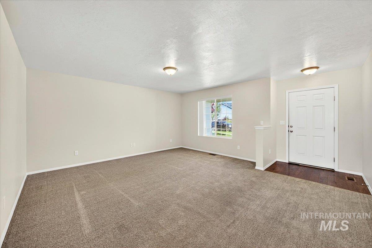 1555 Condor Dr., Middleton, Idaho 83644, 5 Bedrooms, 2.5 Bathrooms, Residential For Sale, Price $515,000,MLS 98984580