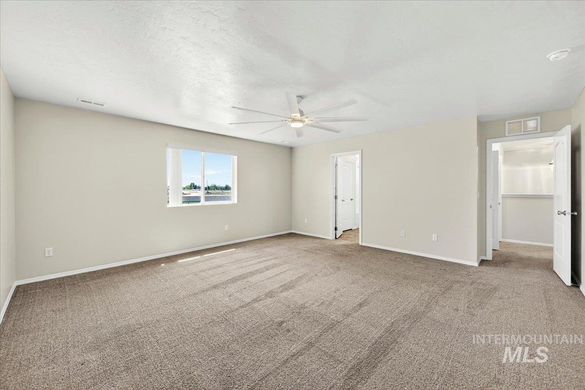 1555 Condor Dr., Middleton, Idaho 83644, 5 Bedrooms, 2.5 Bathrooms, Residential For Sale, Price $515,000,MLS 98984580