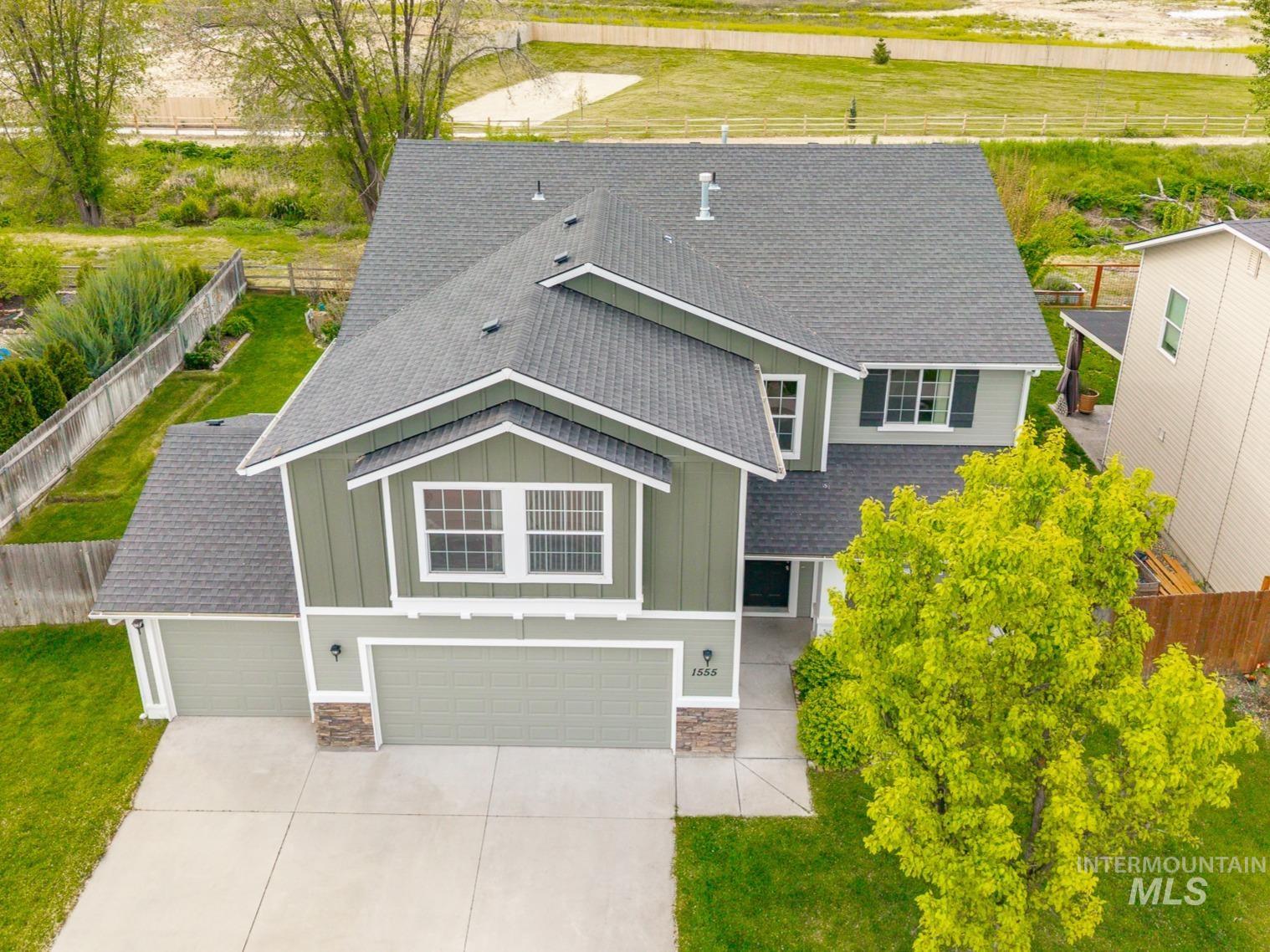 1555 Condor Dr., Middleton, Idaho 83644, 5 Bedrooms, 2.5 Bathrooms, Residential For Sale, Price $515,000,MLS 98984580