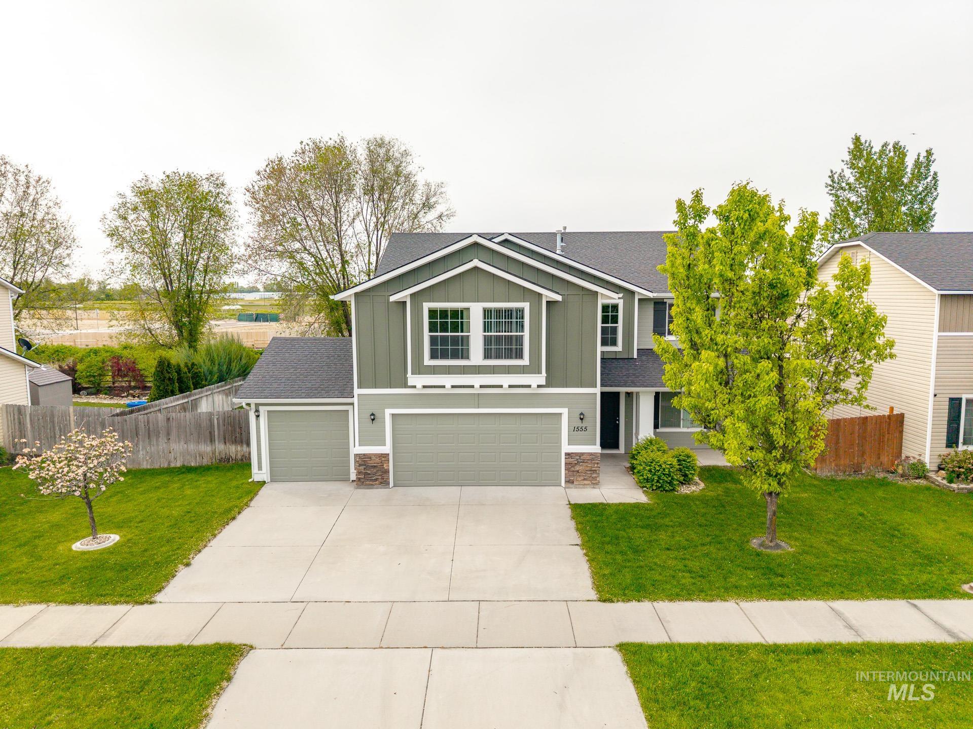 1555 Condor Dr., Middleton, Idaho 83644, 5 Bedrooms, 2.5 Bathrooms, Residential For Sale, Price $515,000, 98984580