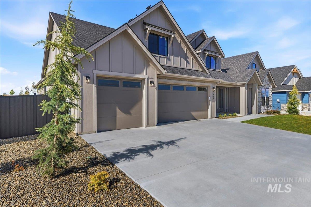 7542 W Flathead Lake St, Eagle, Idaho 83616, 4 Bedrooms, 3.5 Bathrooms, Residential For Sale, Price $1,099,900,MLS 98984581