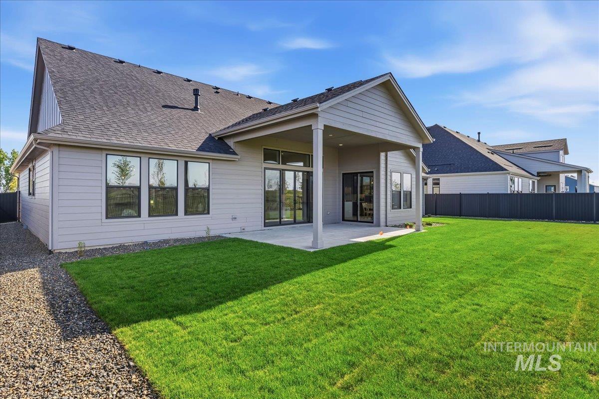 7542 W Flathead Lake St, Eagle, Idaho 83616, 4 Bedrooms, 3.5 Bathrooms, Residential For Sale, Price $1,099,900,MLS 98984581
