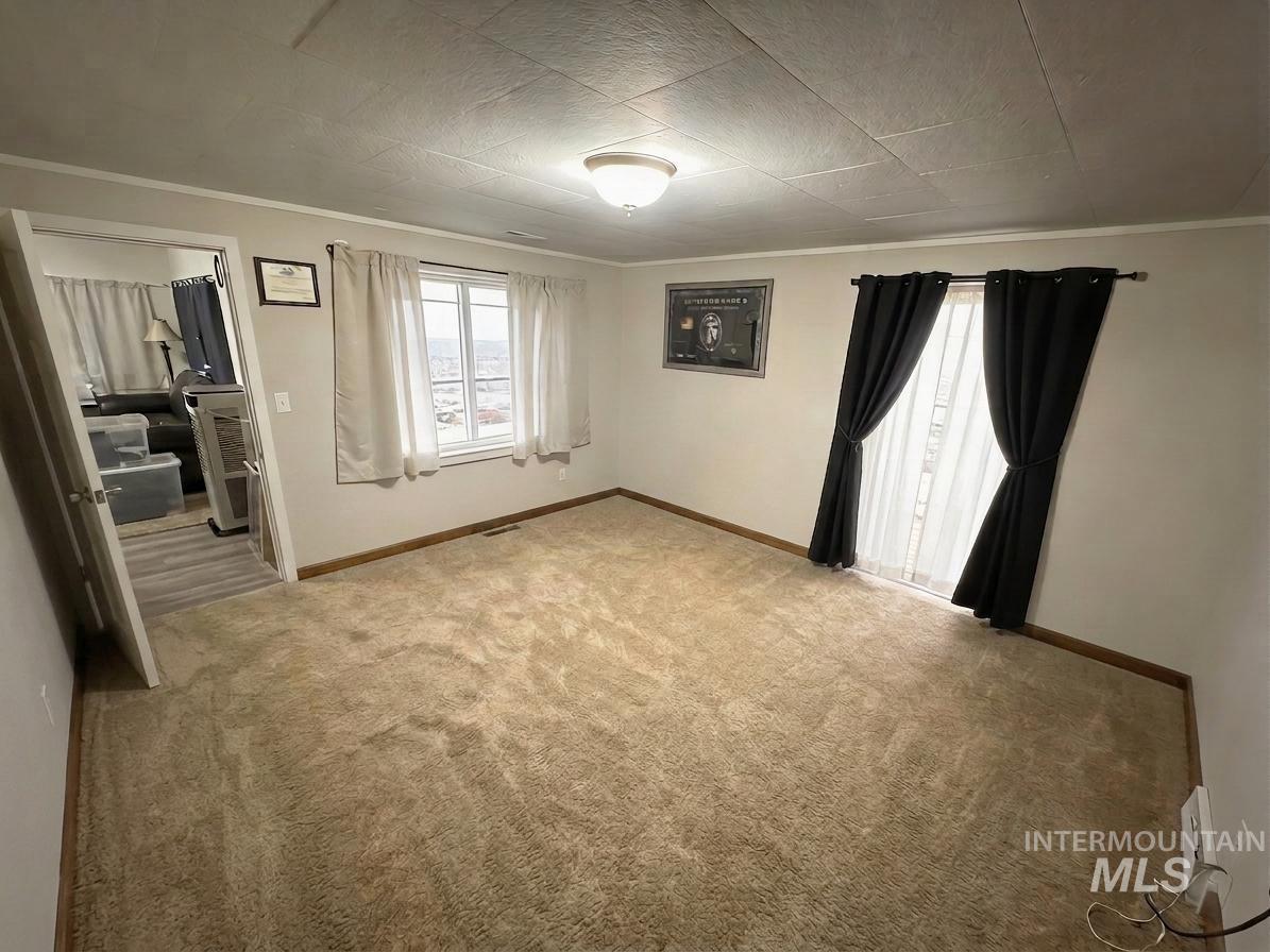 1245 American Legion Blvd, Mountain Home, Idaho 83647, 2 Bedrooms, 1 Bathroom, Residential For Sale, Price $279,000, 98984588