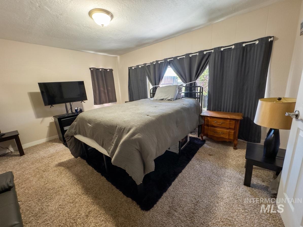 1245 American Legion Blvd, Mountain Home, Idaho 83647, 2 Bedrooms, 1 Bathroom, Residential For Sale, Price $269,900, 98984588