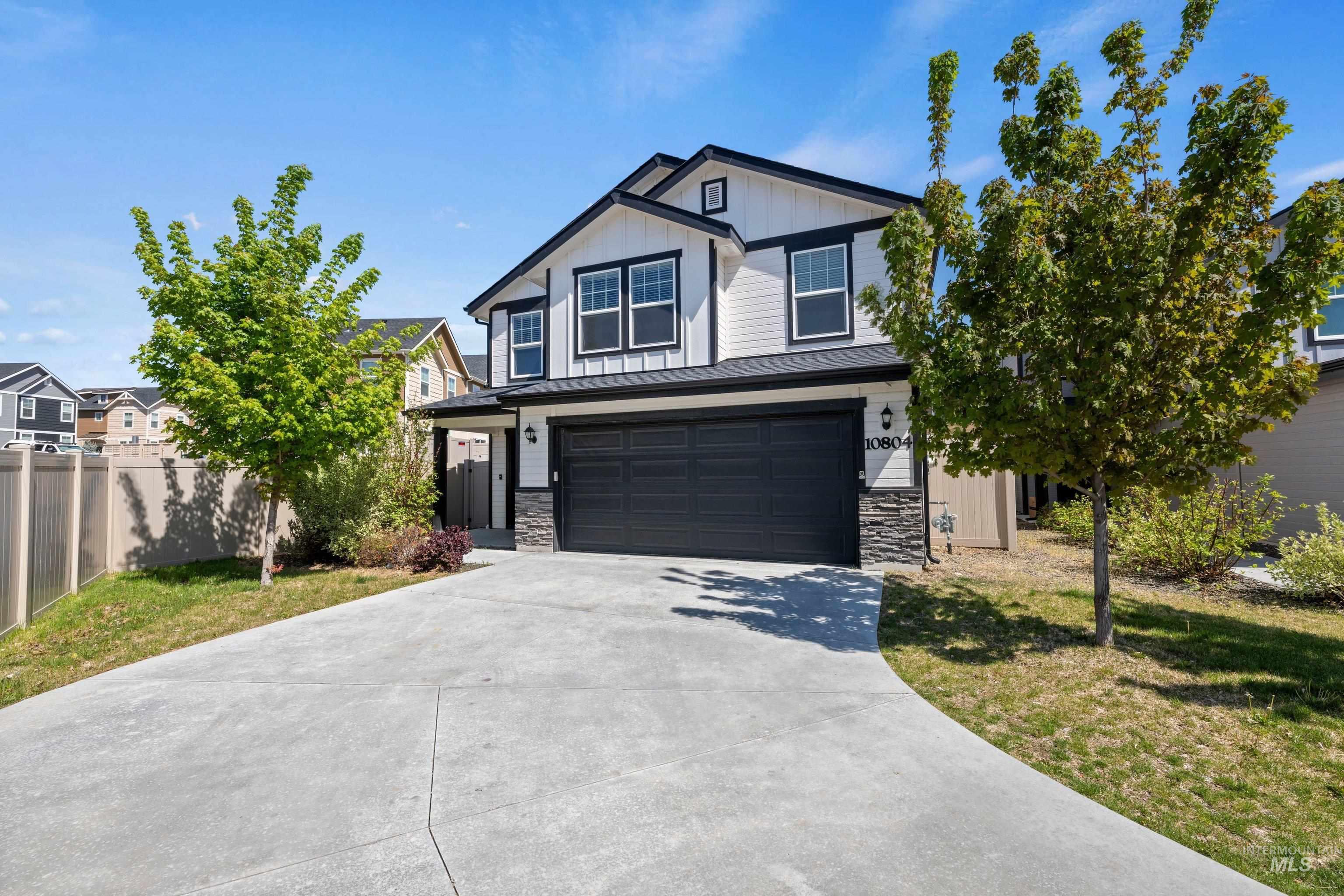 10804 W Goldenspire Dr, Boise, Idaho 83709, 3 Bedrooms, 2.5 Bathrooms, Residential For Sale, Price $460,000, 98984589