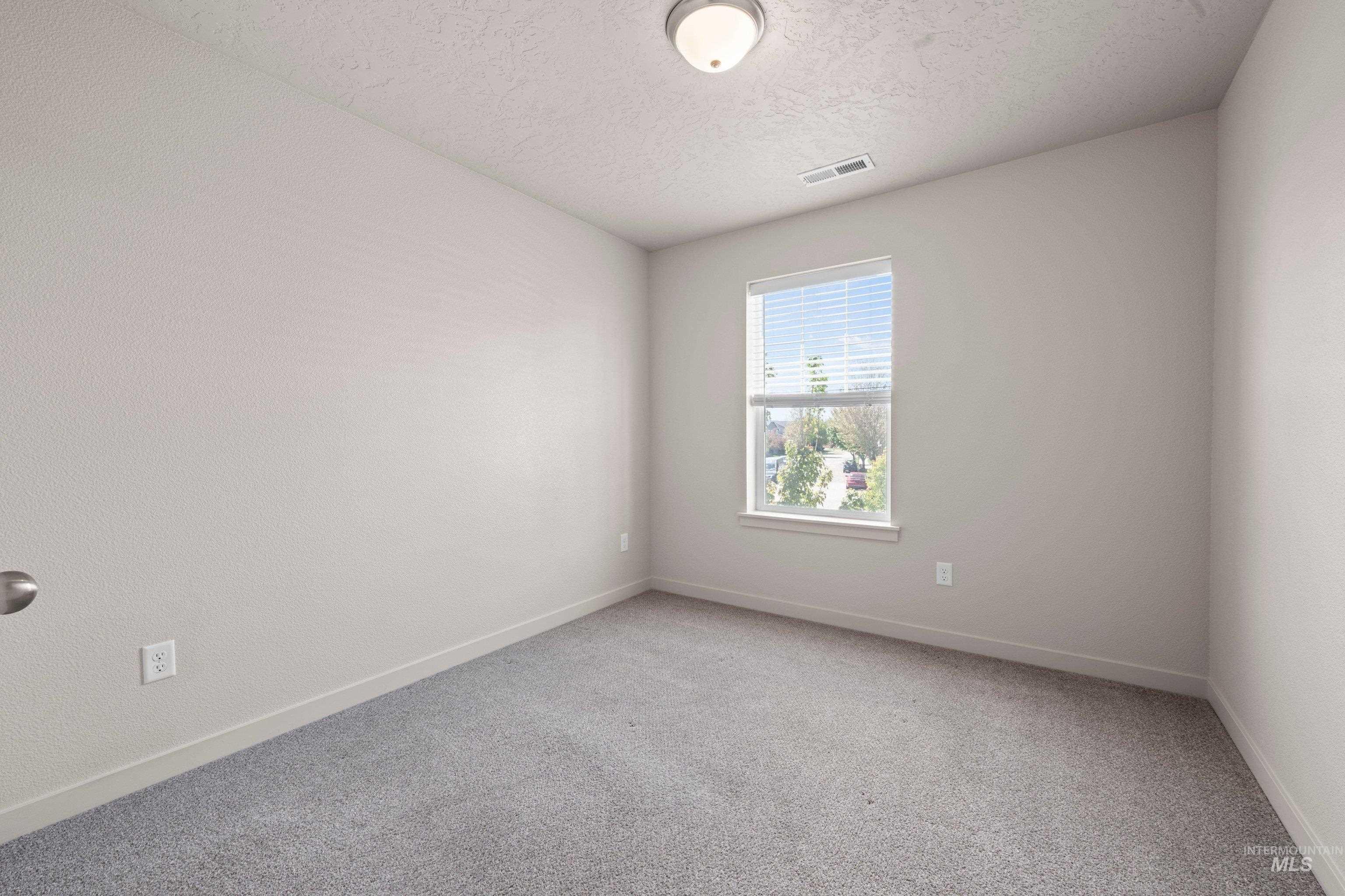 10804 W Goldenspire Dr, Boise, Idaho 83709, 3 Bedrooms, 2.5 Bathrooms, Residential For Sale, Price $460,000, 98984589