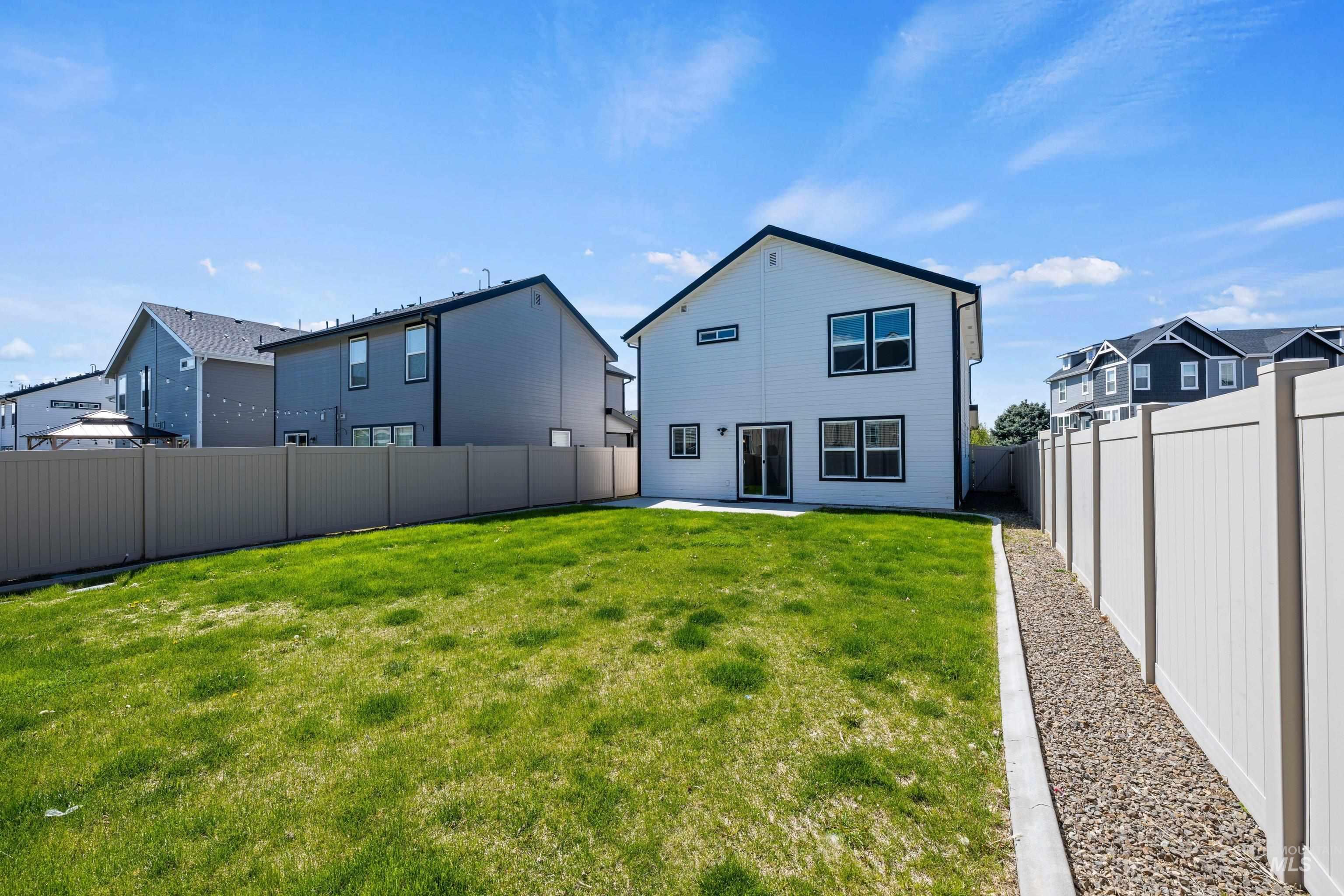 10804 W Goldenspire Dr, Boise, Idaho 83709, 3 Bedrooms, 2.5 Bathrooms, Residential For Sale, Price $460,000, 98984589