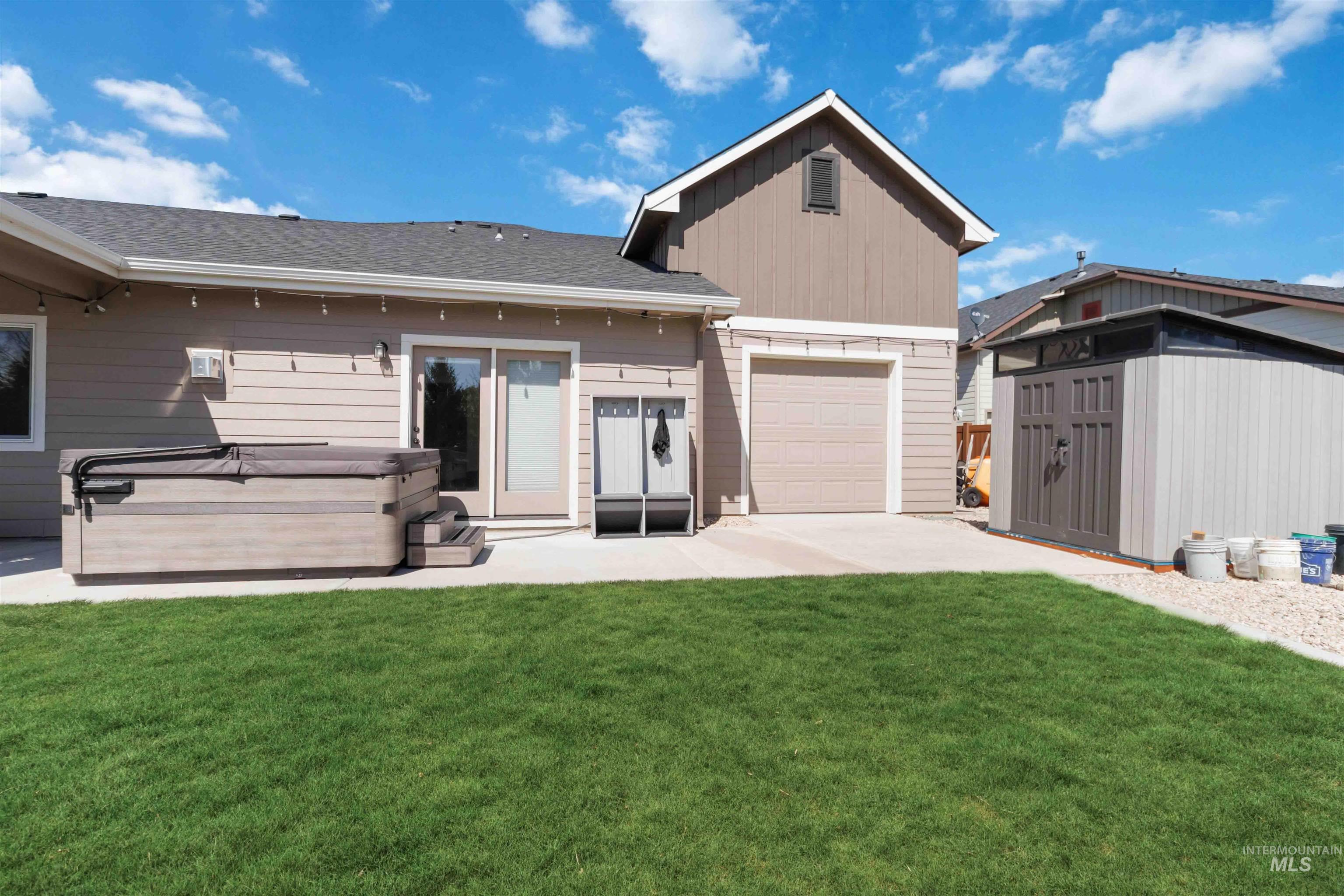 5737 W Donatella St, Eagle, Idaho 83616-7327, 4 Bedrooms, 3 Bathrooms, Residential For Sale, Price $775,000,MLS 98984596