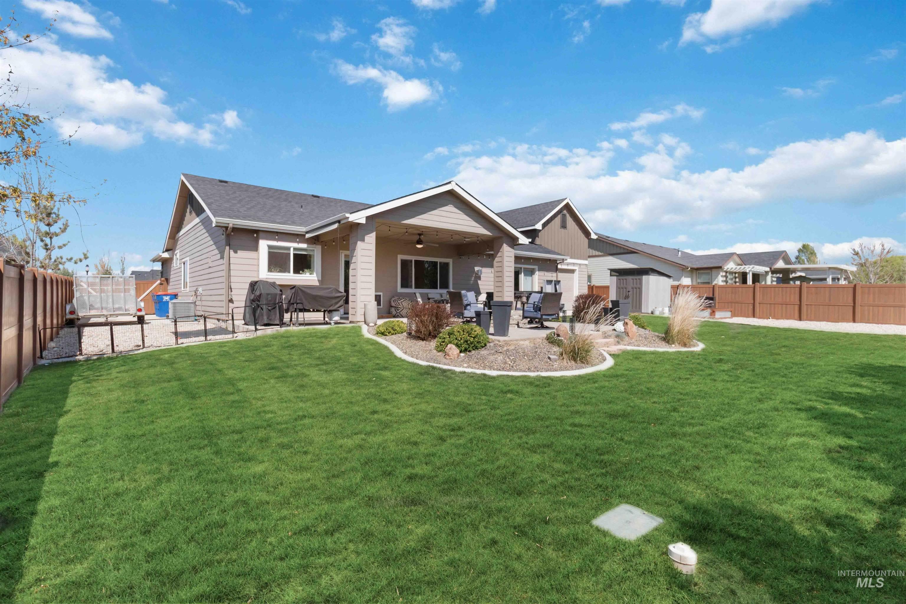 5737 W Donatella St, Eagle, Idaho 83616-7327, 4 Bedrooms, 3 Bathrooms, Residential For Sale, Price $775,000,MLS 98984596