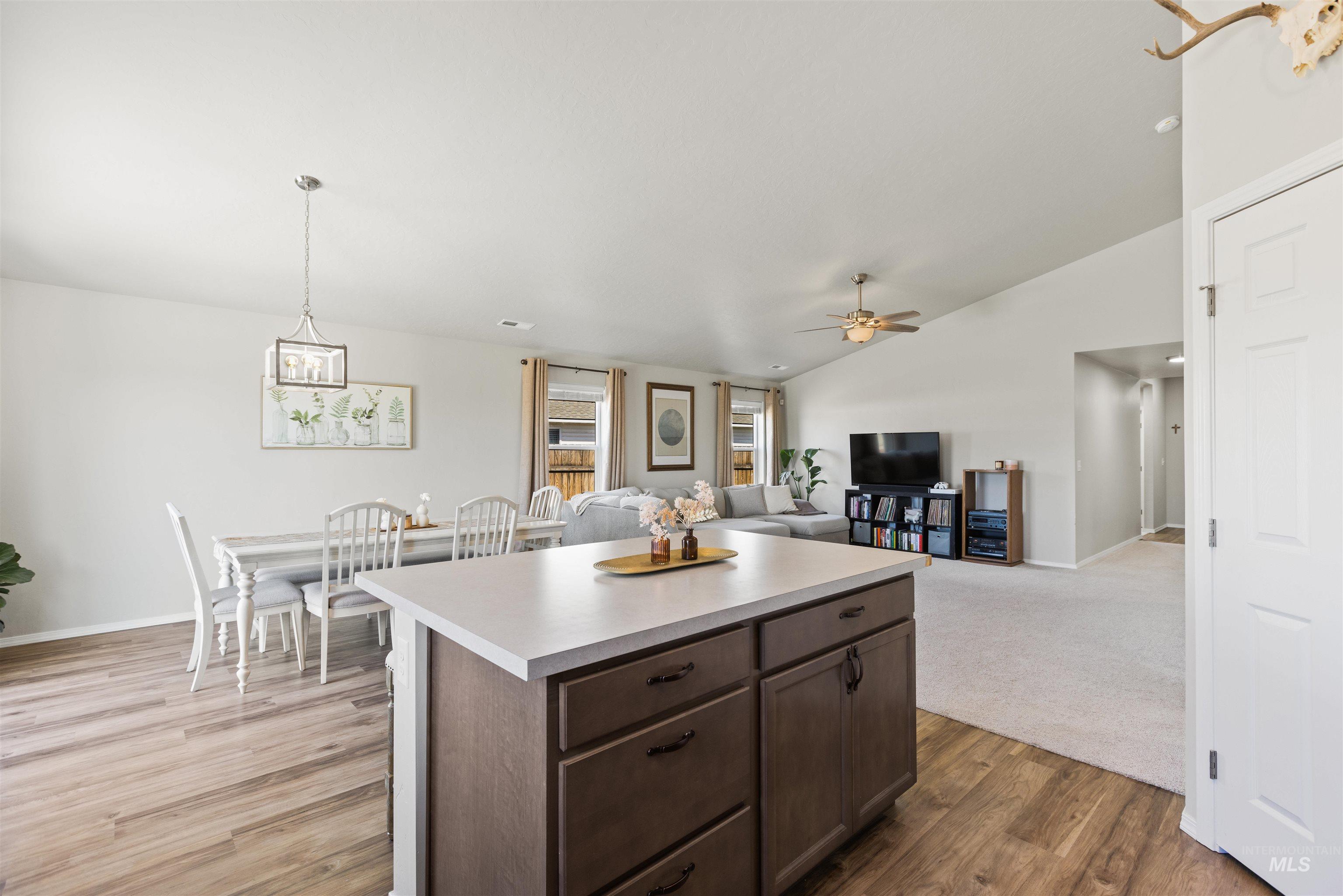 19579 Newhall Pl, Caldwell, Idaho 83605, 4 Bedrooms, 2 Bathrooms, Residential For Sale, Price $415,000,MLS 98984598