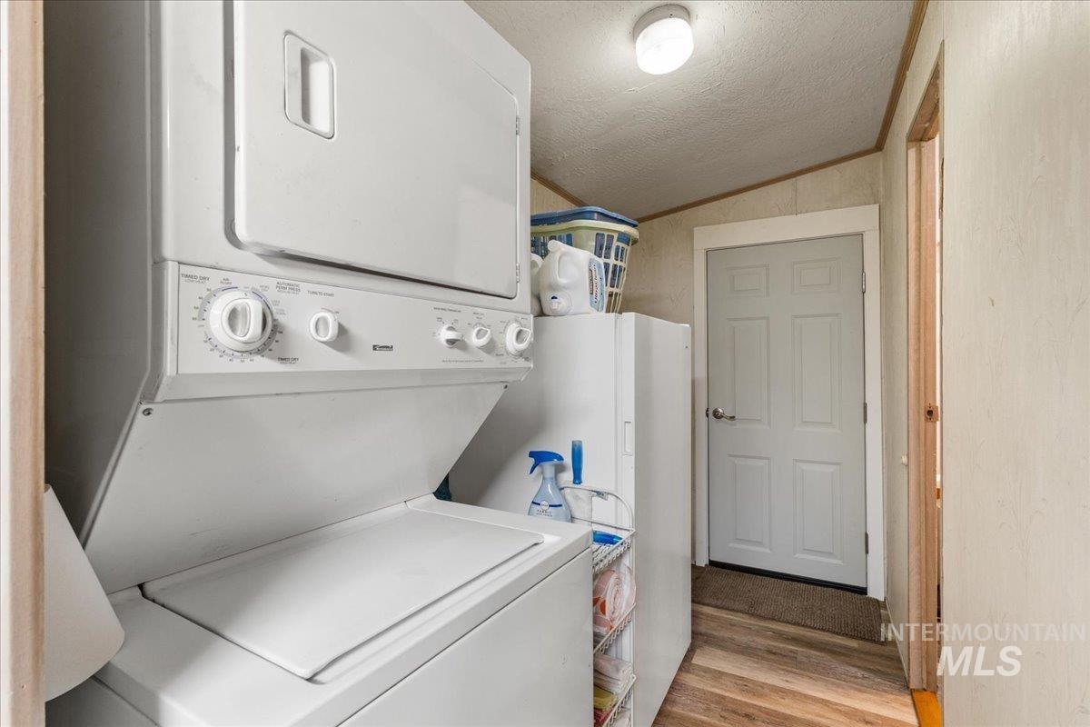 2206 W Oxford Circle, Coeur d'Alene, Idaho 83815, 3 Bedrooms, 2 Bathrooms, Residential For Sale, Price $130,000, 98984601
