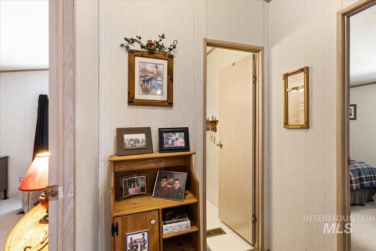 2206 W Oxford Circle, Coeur d'Alene, Idaho 83815, 3 Bedrooms, 2 Bathrooms, Residential For Sale, Price $130,000, 98984601