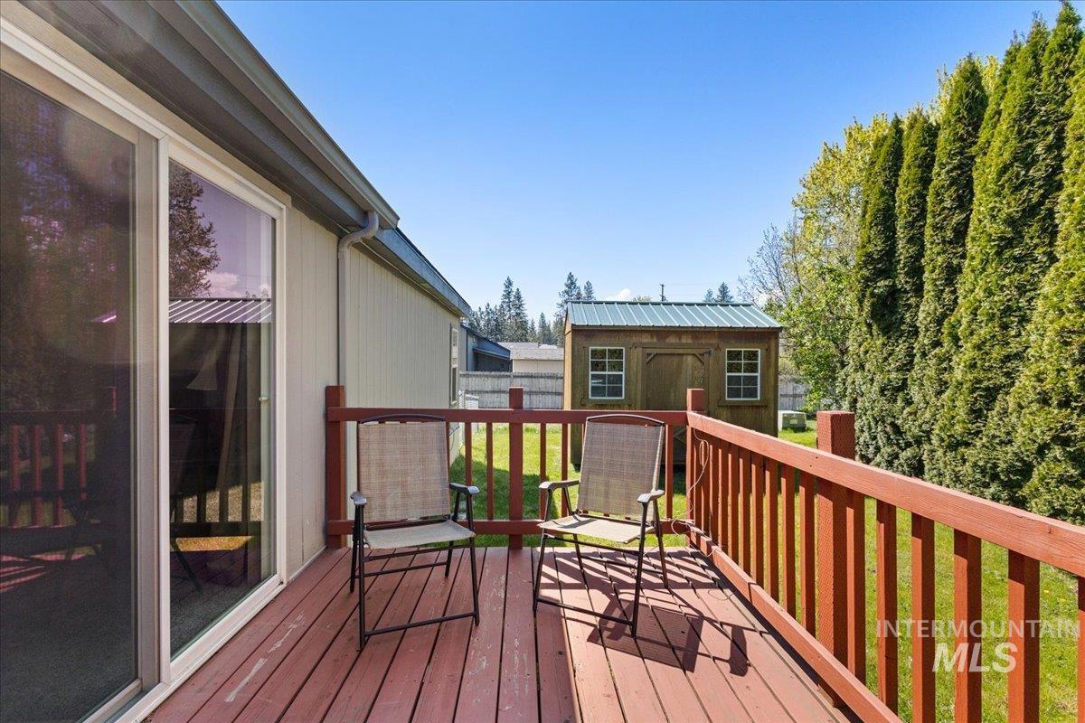 2206 W Oxford Circle, Coeur d'Alene, Idaho 83815, 3 Bedrooms, 2 Bathrooms, Residential For Sale, Price $130,000, 98984601