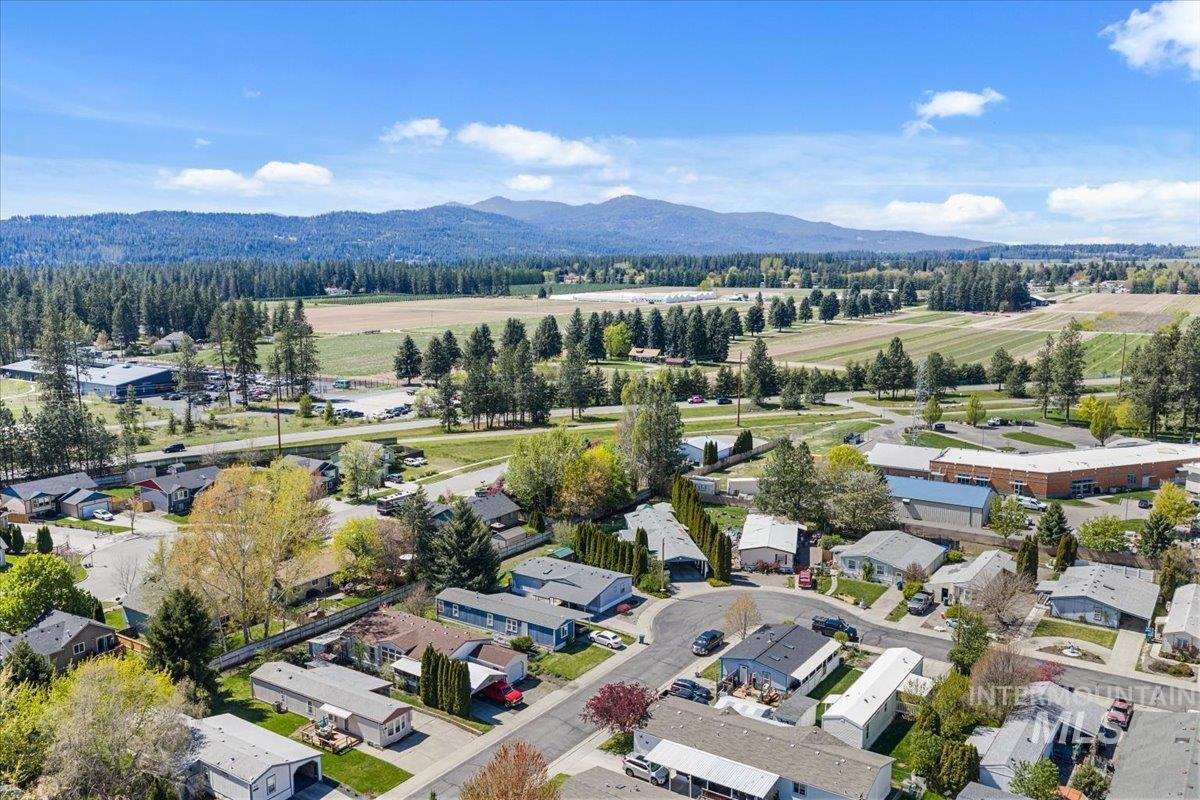 2206 W Oxford Circle, Coeur d'Alene, Idaho 83815, 3 Bedrooms, 2 Bathrooms, Residential For Sale, Price $130,000, 98984601