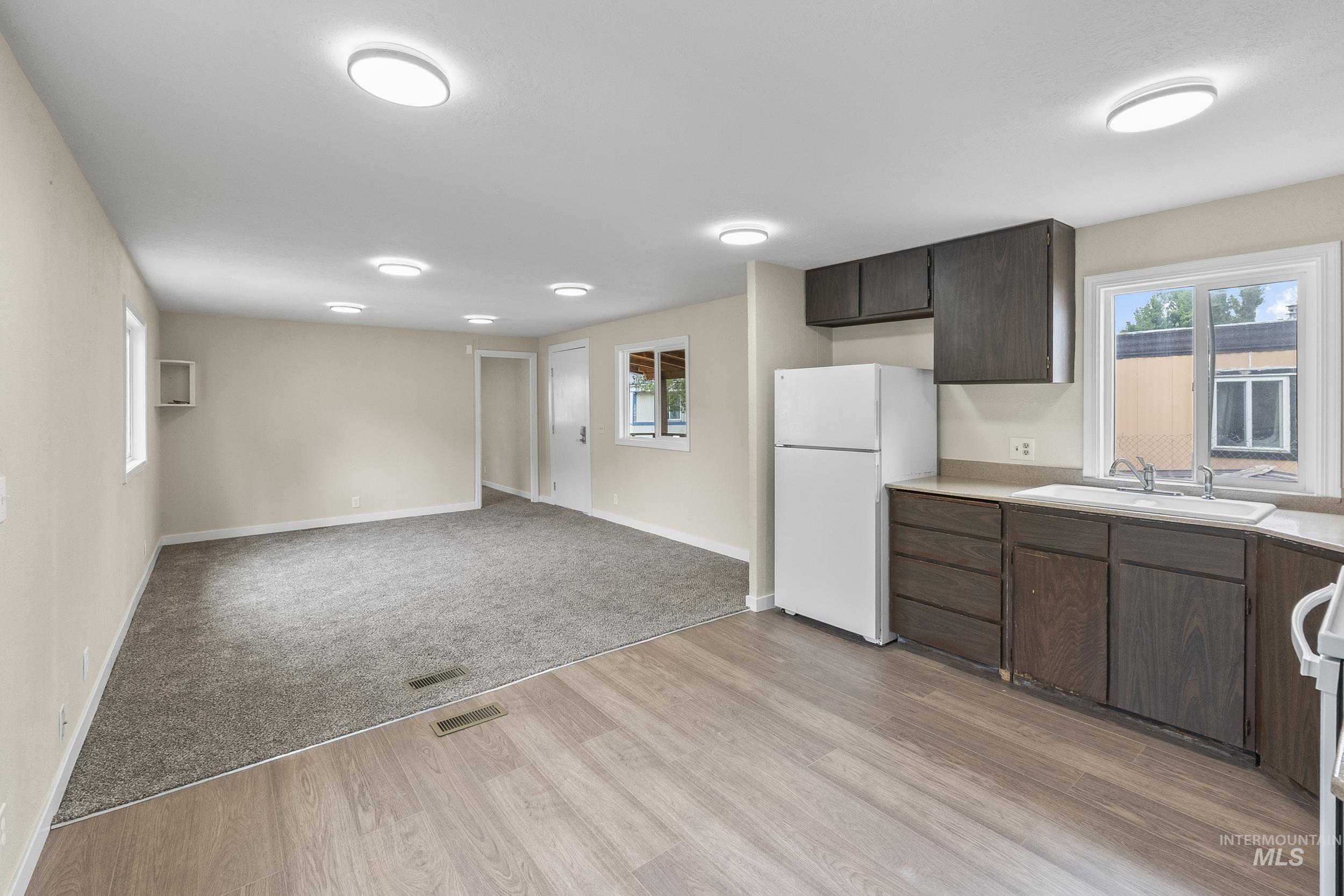 16581 N White Pine St, Caldwell, Idaho 83651, 3 Bedrooms, 1 Bathroom, Residential For Sale, Price $69,000, 98984604