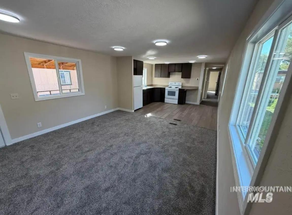 16581 N White Pine St, Caldwell, Idaho 83651, 3 Bedrooms, 1 Bathroom, Residential For Sale, Price $75,000, 98984604