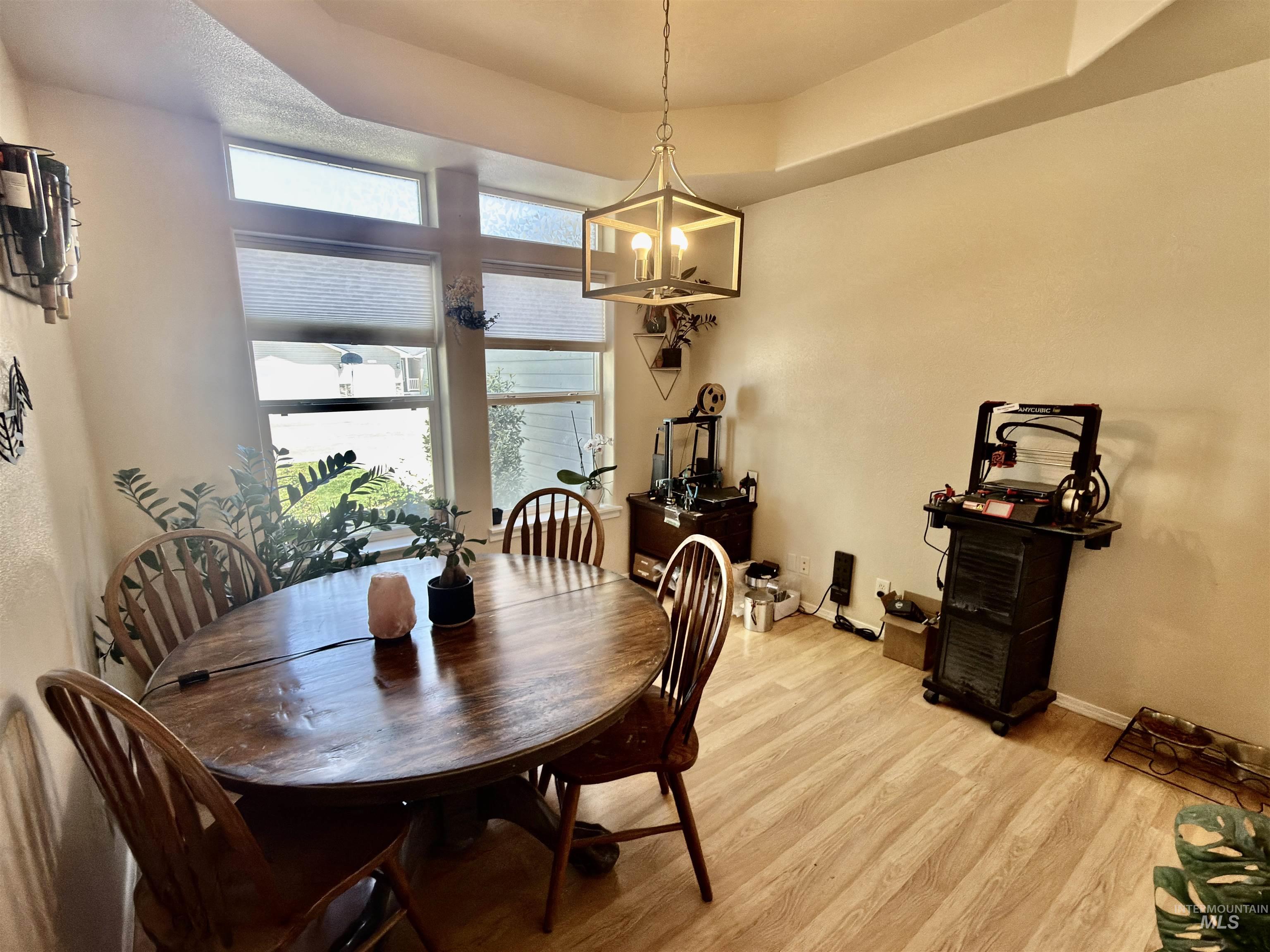 445 NW Jerome, Mountain Home, Idaho 83647, 3 Bedrooms, 2 Bathrooms, Residential For Sale, Price $375,000,MLS 98984605