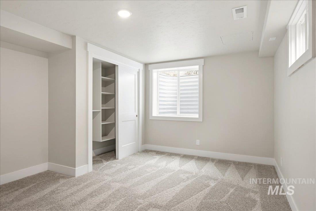 5231 N Sorrento Dr, Boise, Idaho 83704, 4 Bedrooms, 4.5 Bathrooms, Residential For Sale, Price $1,195,900, 98984607