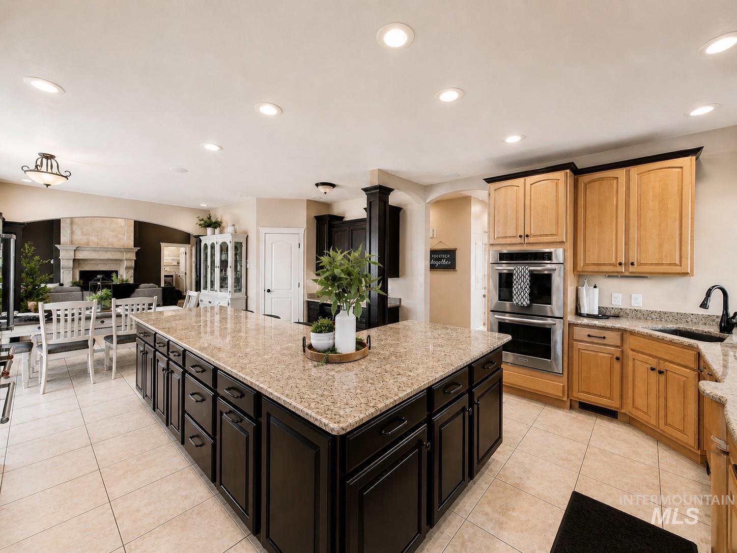 20 W 218 S, Burley, Idaho 83318, 6 Bedrooms, 5 Bathrooms, Residential For Sale, Price $985,000,MLS 98984610
