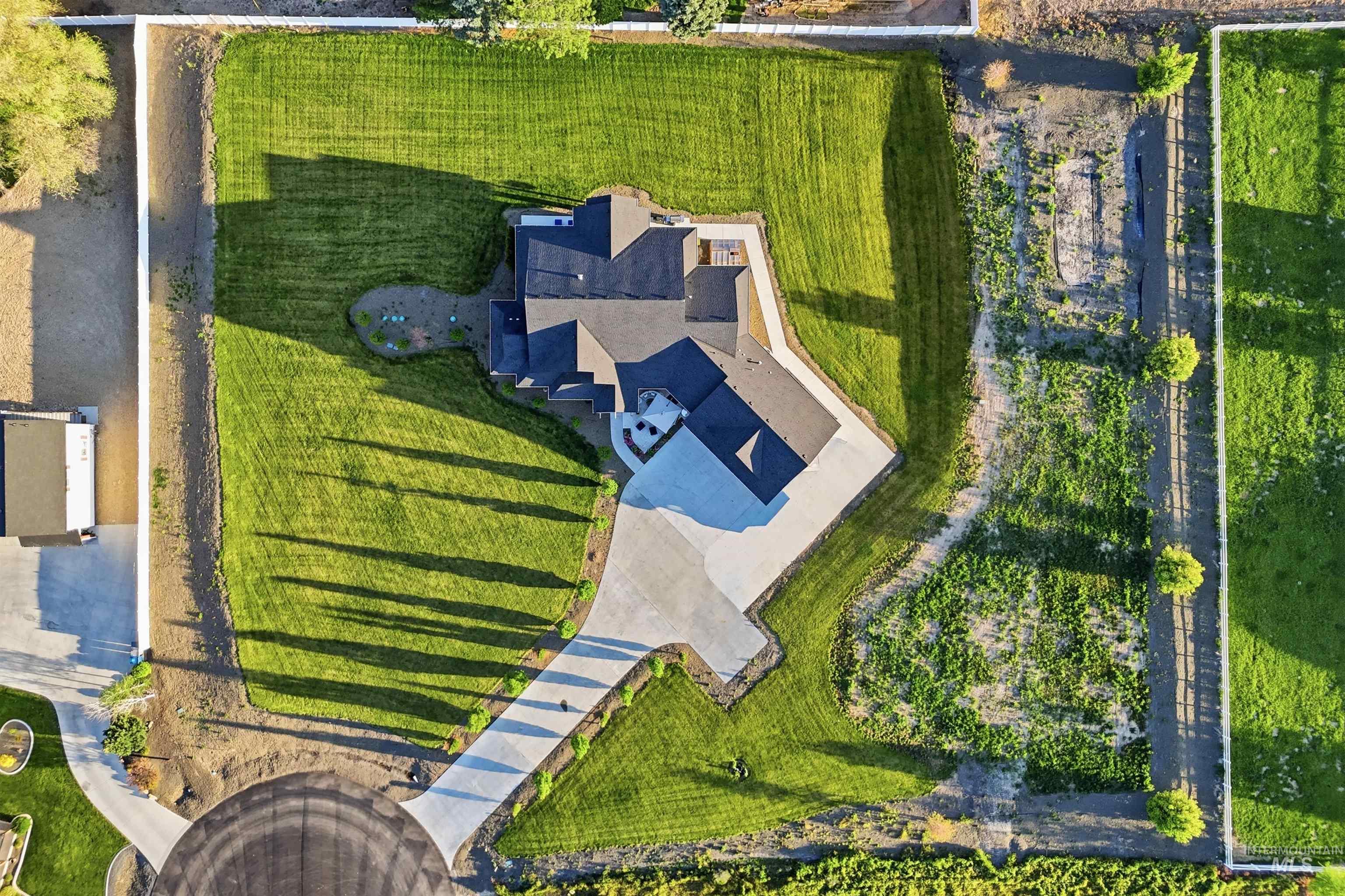 24165 Boer Goat Ave, Caldwell, Idaho 83607, 3 Bedrooms, 2.5 Bathrooms, Residential For Sale, Price $1,150,000, 98984618