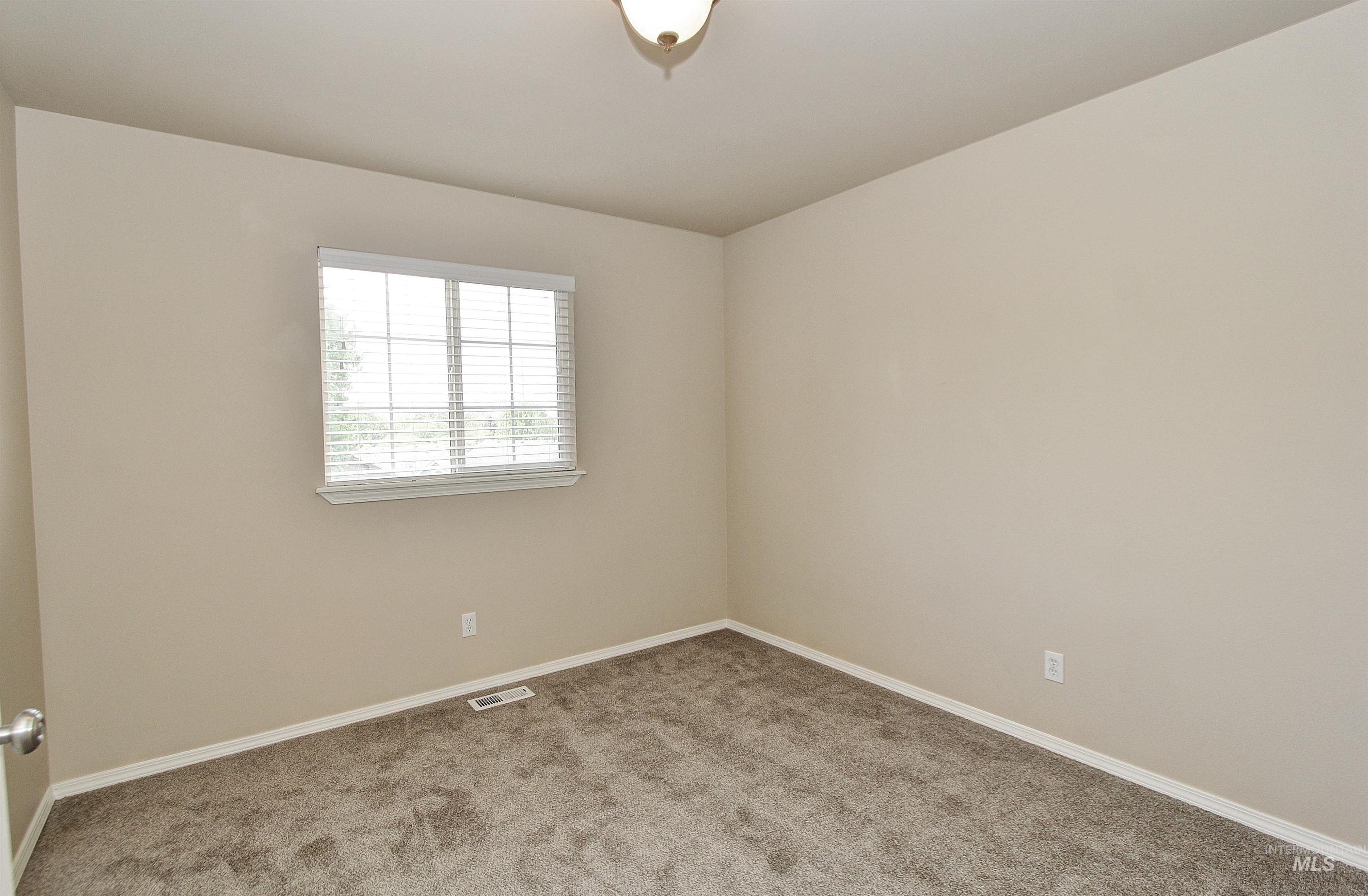 4652 S Whitmore Way, Boise, Idaho 83709, 3 Bedrooms, 2.5 Bathrooms, Residential For Sale, Price $437,500, 98984623