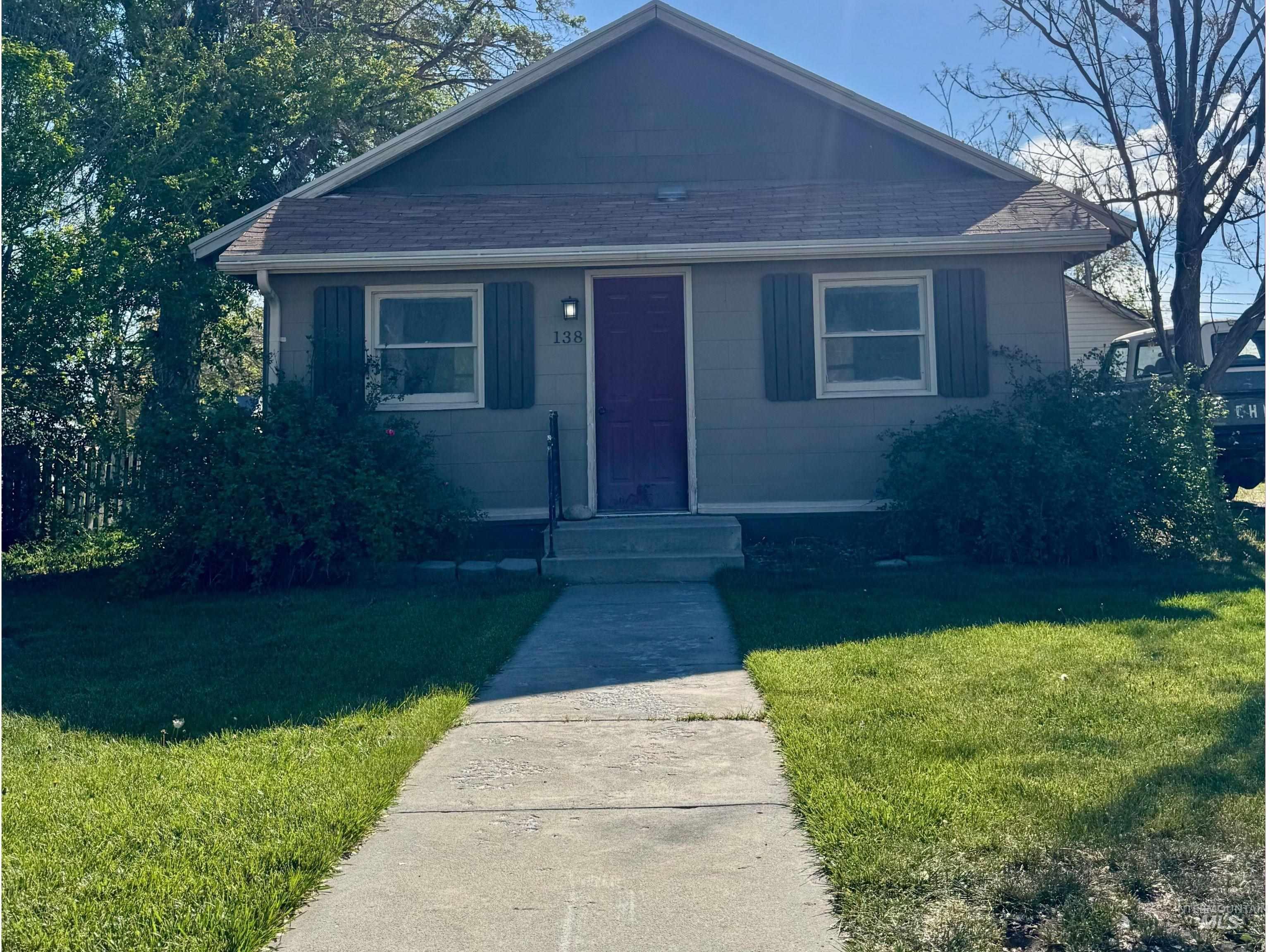 138 Quincy St, Twin Falls, Idaho 83301, 2 Bedrooms, 1 Bathroom, Residential For Sale, Price $202,000,MLS 98984625