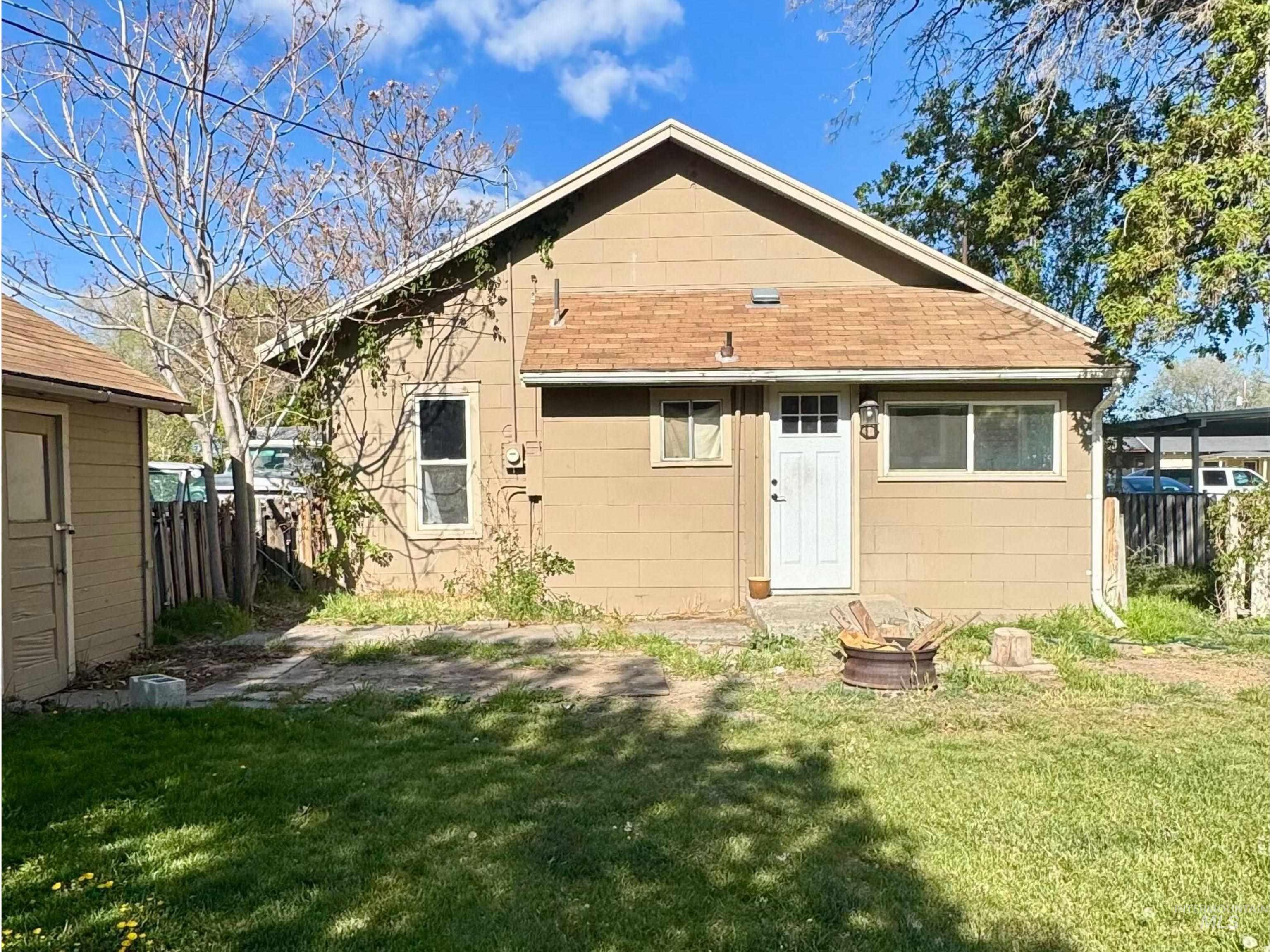 138 Quincy St, Twin Falls, Idaho 83301, 2 Bedrooms, 1 Bathroom, Residential For Sale, Price $202,000,MLS 98984625