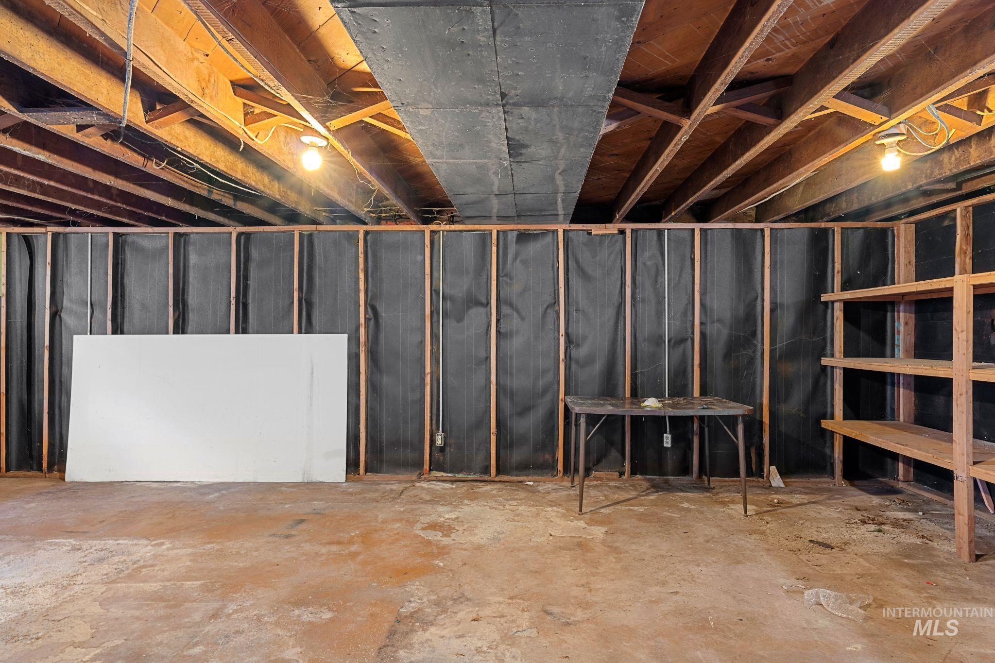 732 4th Street, Clarkston, Washington 99403, 2 Bedrooms, 1 Bathroom, Residential For Sale, Price $250,000, 98984626