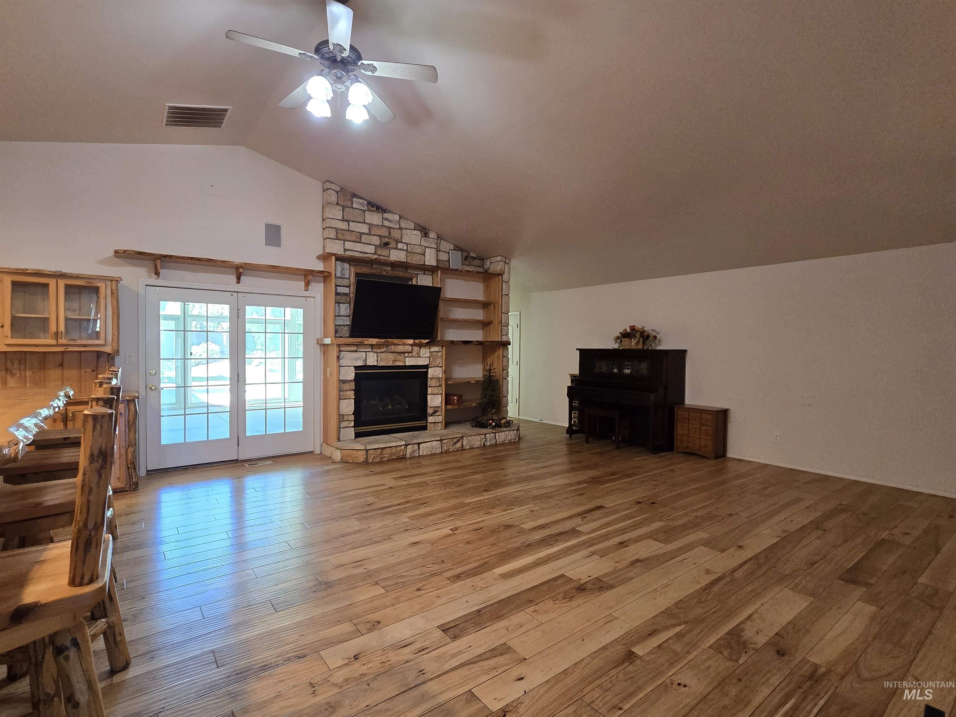 2080 Shelley Dr, Payette, Idaho 83661, 4 Bedrooms, 3 Bathrooms, Residential For Sale, Price $625,000, 98984634