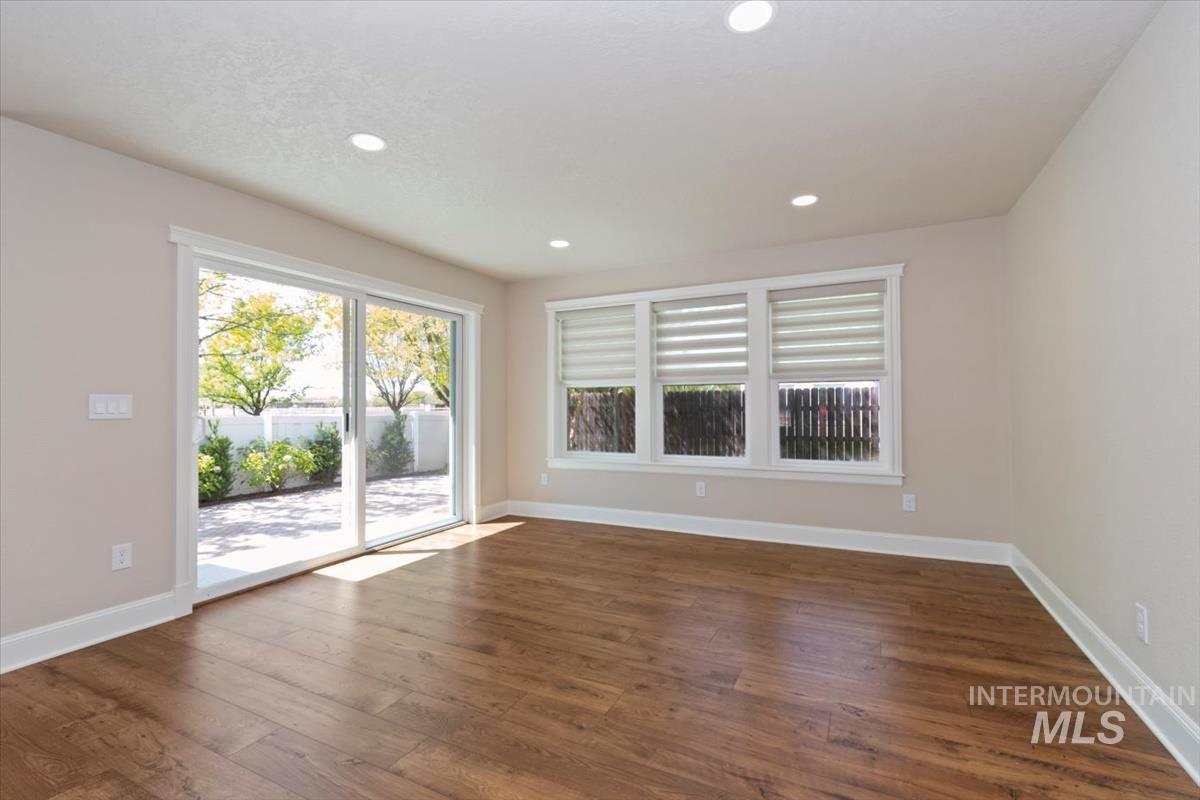 3611 N Price Way, Meridian, Idaho 83646, 3 Bedrooms, 2 Bathrooms, Residential For Sale, Price $549,990,MLS 98984635