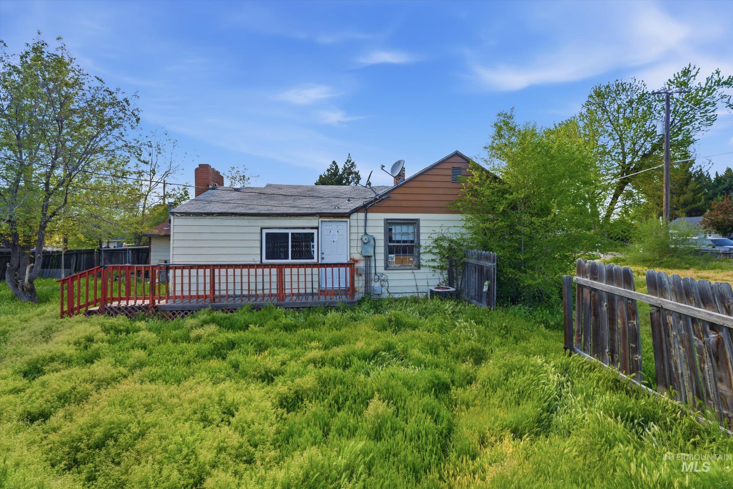 4803 W Targee St, Boise, Idaho 83705, 2 Bedrooms, 1 Bathroom, Residential For Sale, Price $385,000, 98984637