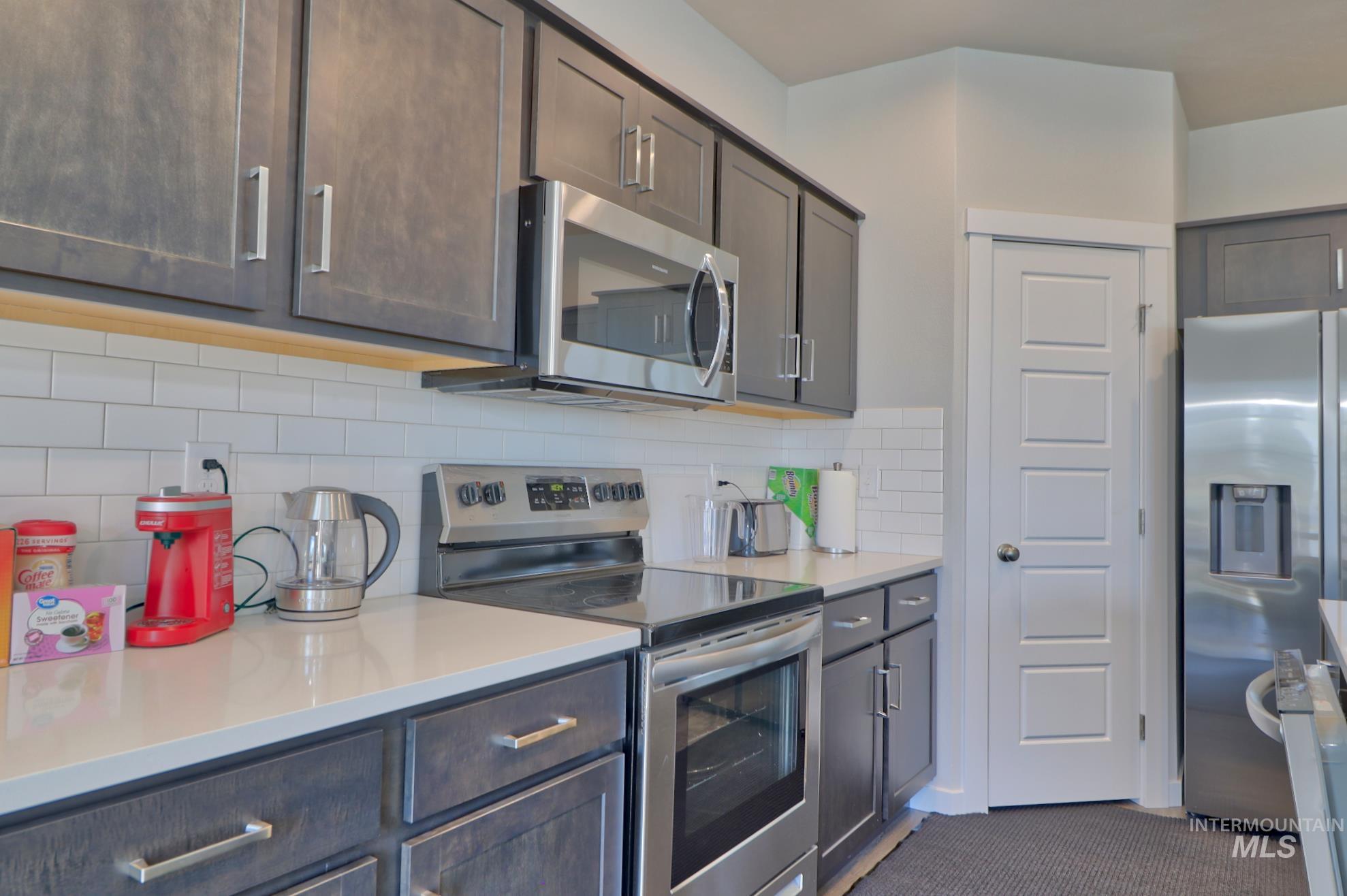 3508 S Edge Rim Way, Meridian, Idaho 83642, 4 Bedrooms, 3 Bathrooms, Residential For Sale, Price $789,000, 98984638