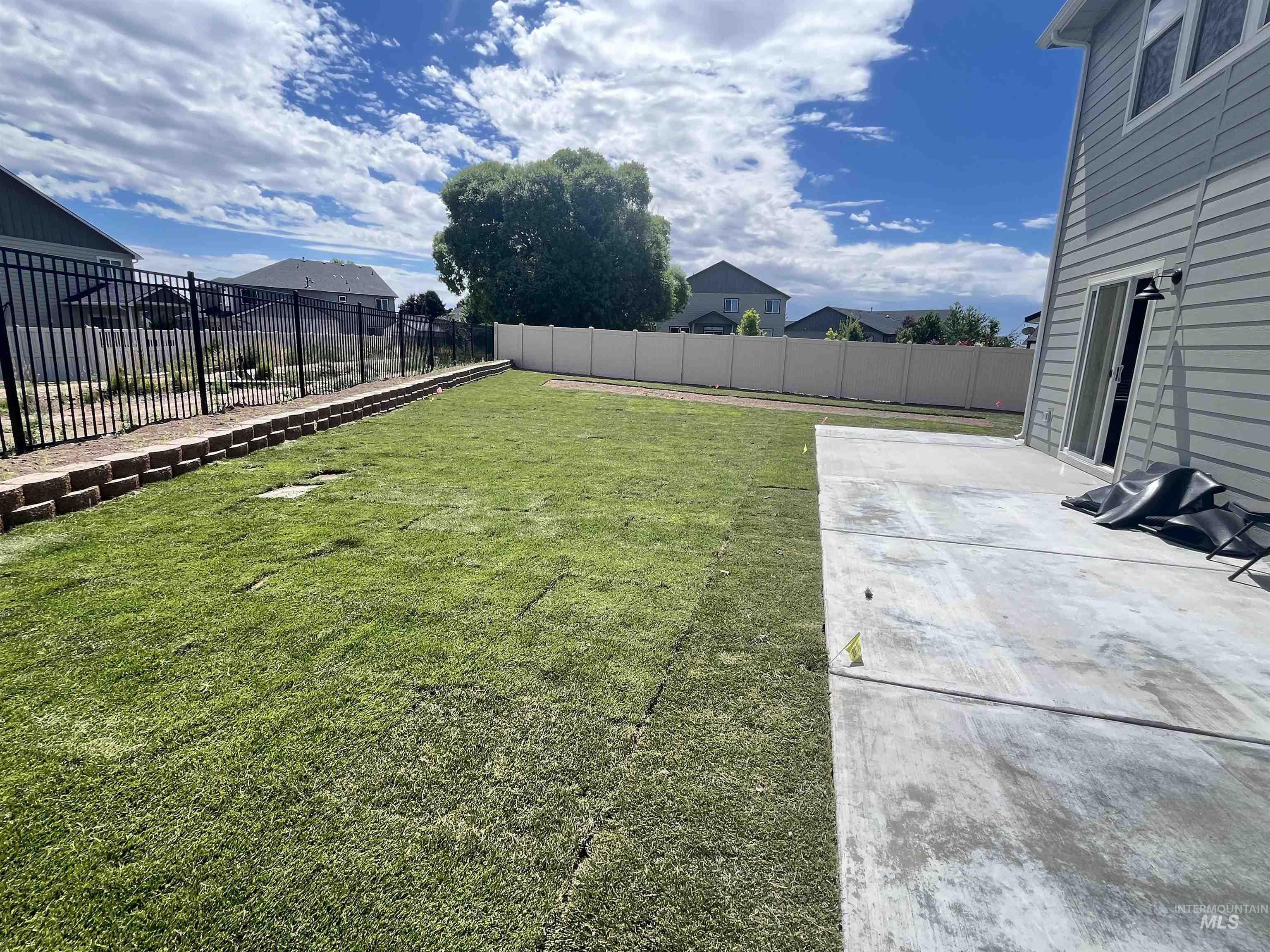 3508 S Edge Rim Way, Meridian, Idaho 83642, 4 Bedrooms, 3 Bathrooms, Residential For Sale, Price $789,000, 98984638