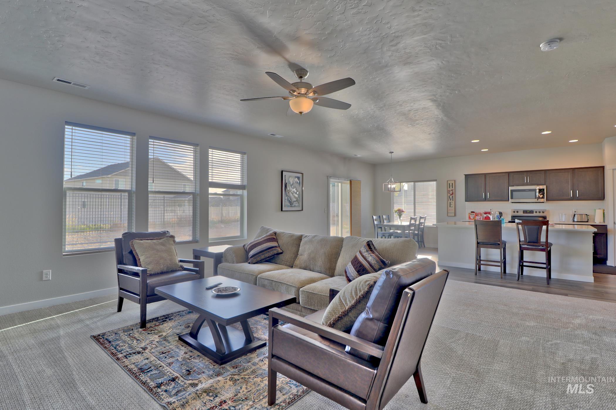 3508 S Edge Rim Way, Meridian, Idaho 83642, 4 Bedrooms, 3 Bathrooms, Residential For Sale, Price $789,000, 98984638
