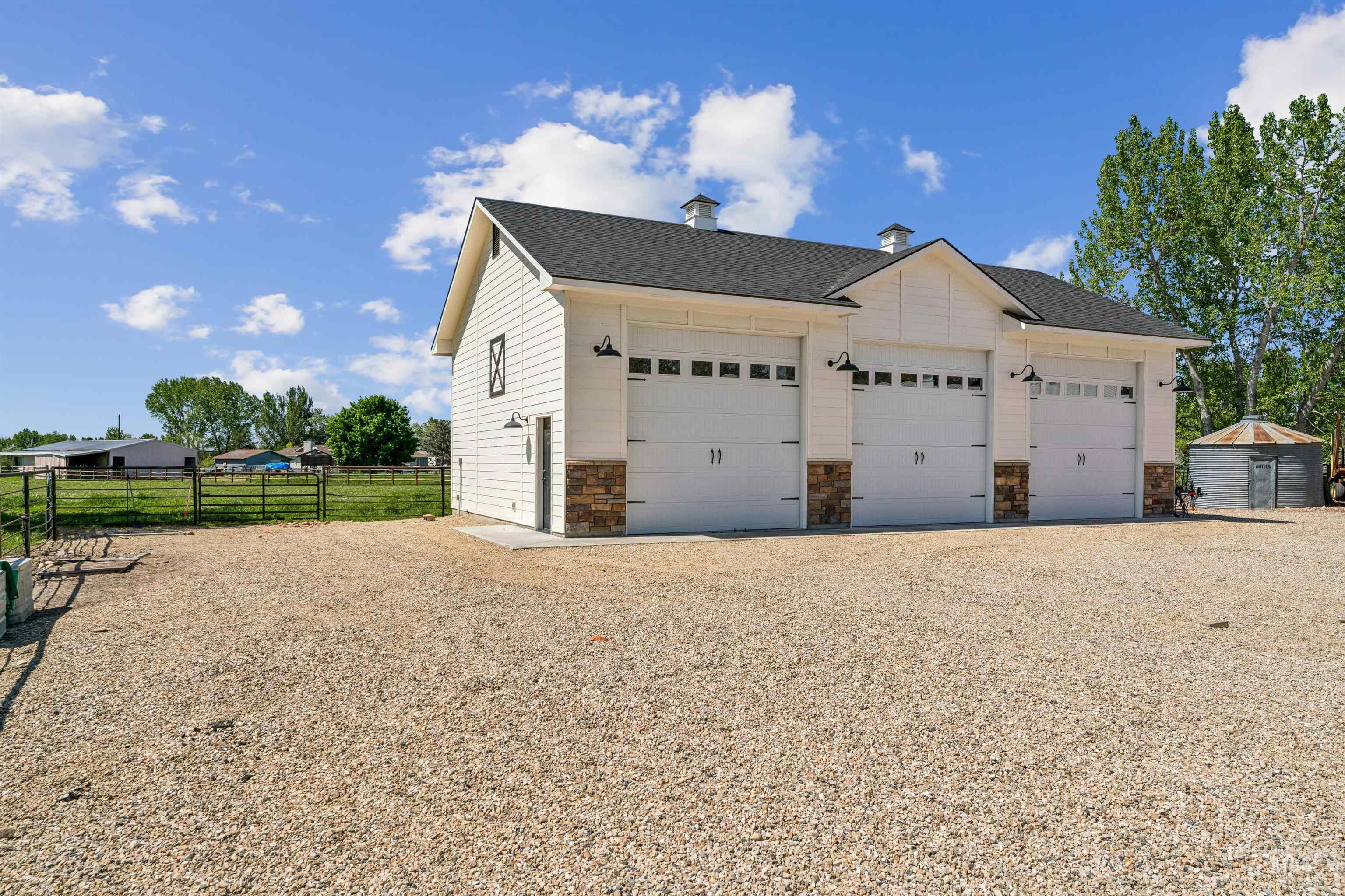1550 S Artesian Road, Eagle, Idaho 83616, 4 Bedrooms, 3.5 Bathrooms, Residential For Sale, Price $2,290,000,MLS 98984640