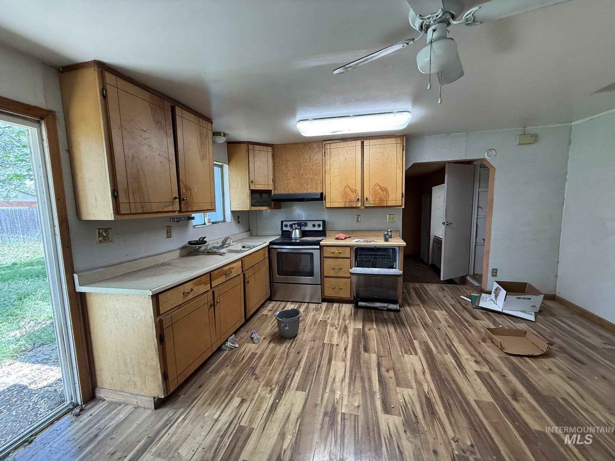 2740 N Welford Pl, Boise, Idaho 83704, 3 Bedrooms, 1 Bathroom, Residential For Sale, Price $299,000,MLS 98984642