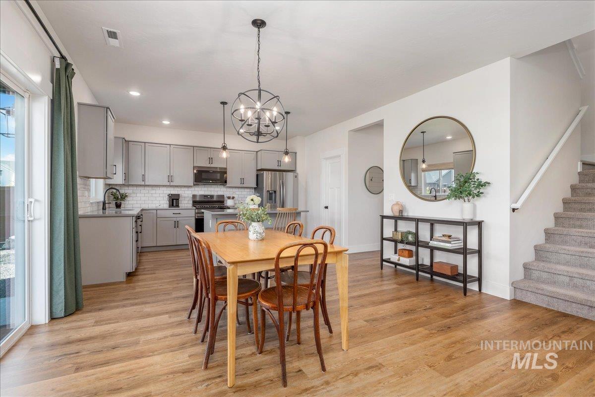 7134 W Storywood St, Boise, Idaho 83709-6263, 4 Bedrooms, 3 Bathrooms, Residential For Sale, Price $599,900,MLS 98984646