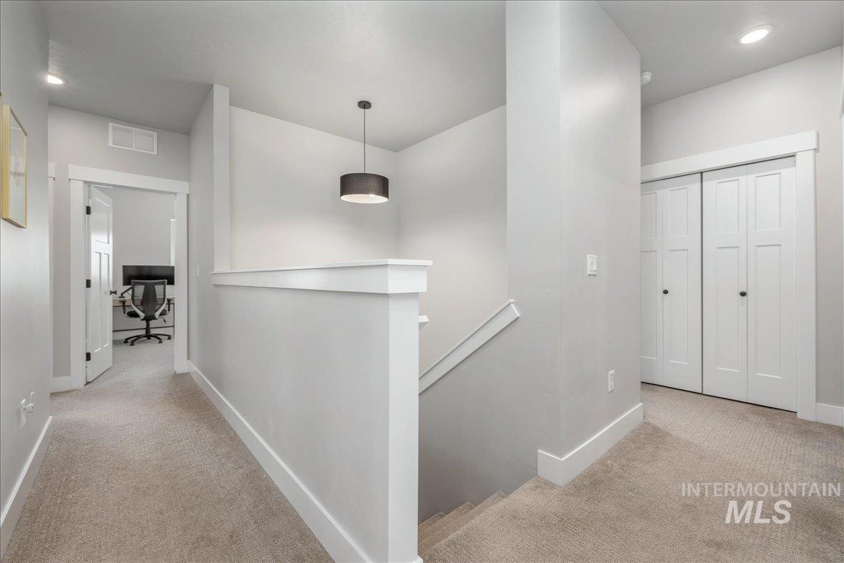 7134 W Storywood St, Boise, Idaho 83709-6263, 4 Bedrooms, 3 Bathrooms, Residential For Sale, Price $599,900,MLS 98984646