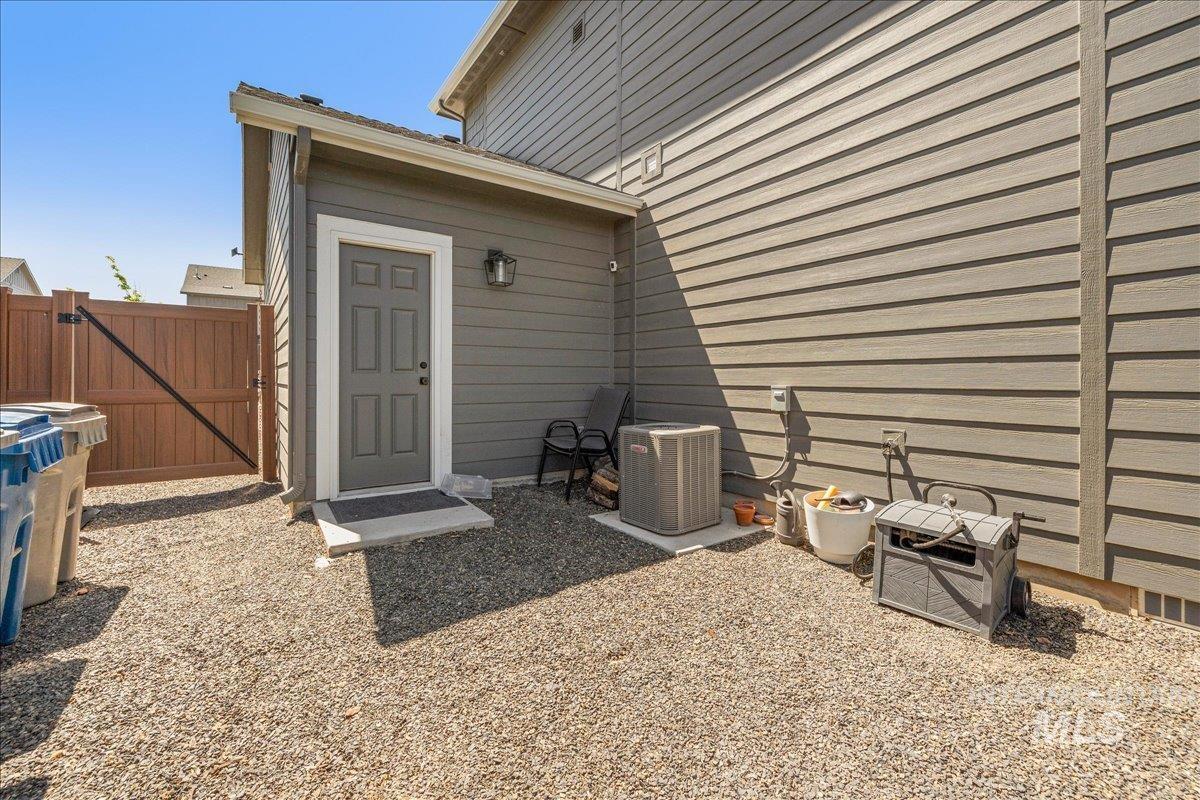 7134 W Storywood St, Boise, Idaho 83709-6263, 4 Bedrooms, 3 Bathrooms, Residential For Sale, Price $599,900,MLS 98984646