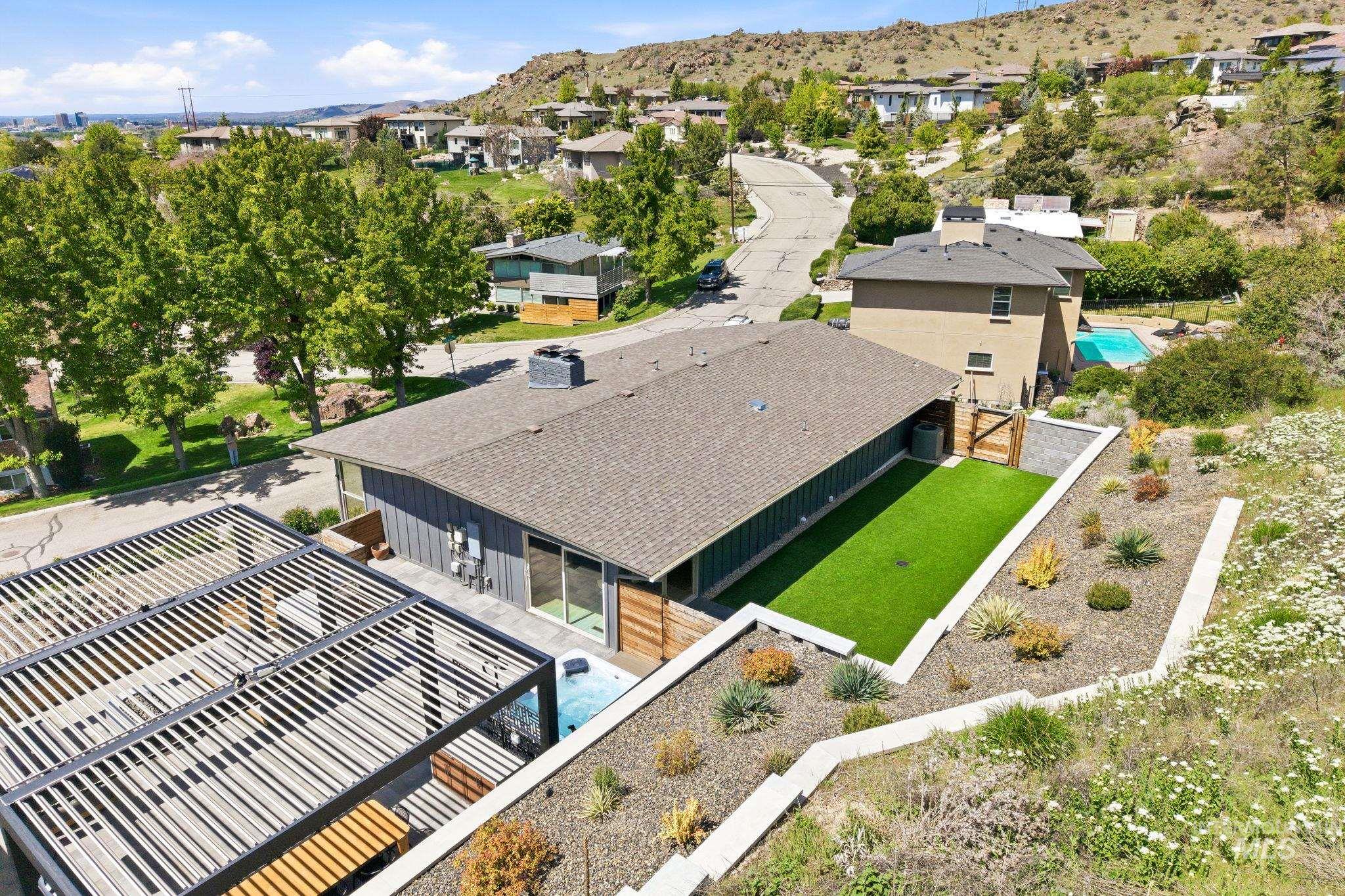 2008 S Travertine Way, Boise, Idaho 83712, 3 Bedrooms, 3 Bathrooms, Residential For Sale, Price $1,089,000,MLS 98984648