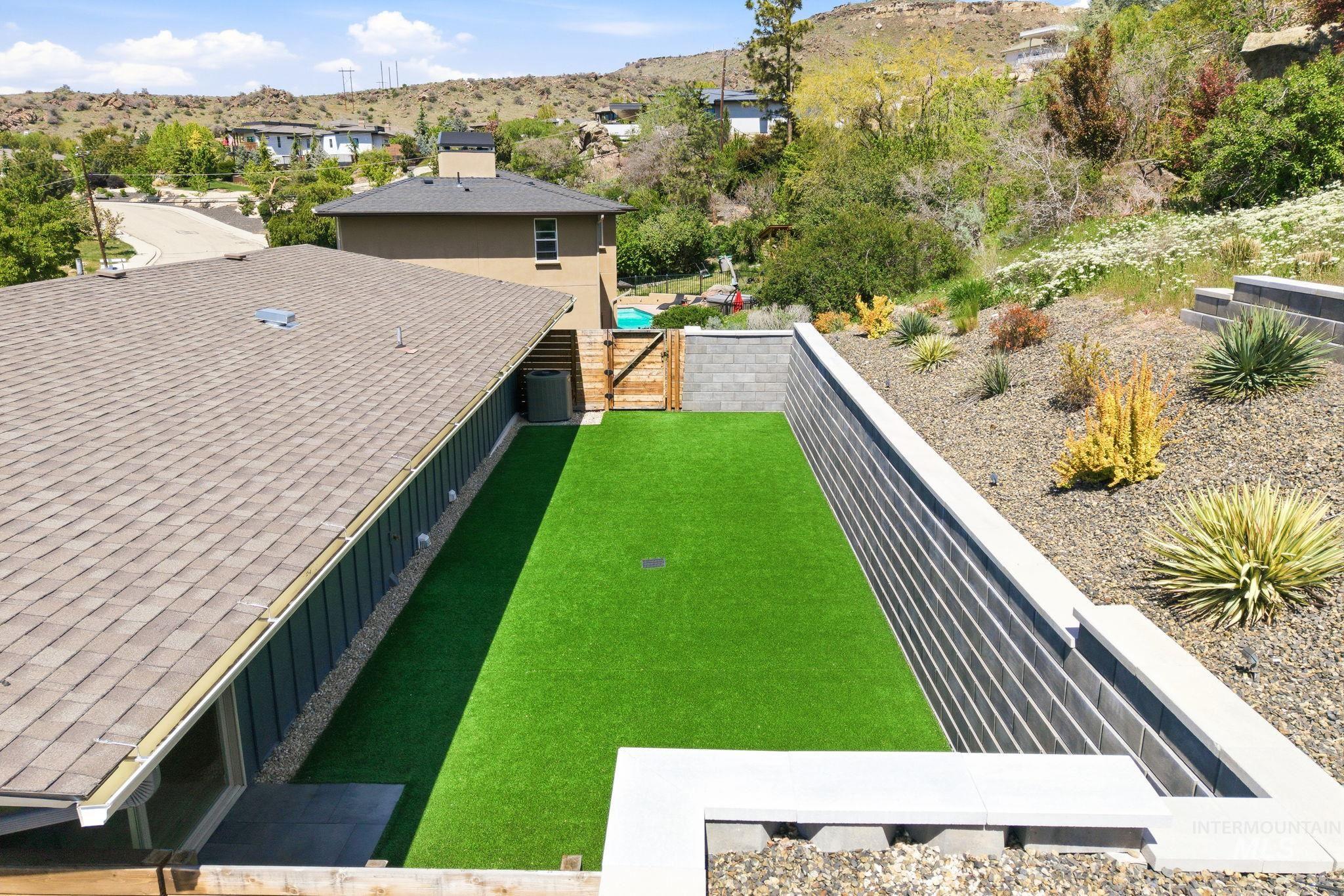 2008 S Travertine Way, Boise, Idaho 83712, 3 Bedrooms, 3 Bathrooms, Residential For Sale, Price $1,089,000,MLS 98984648